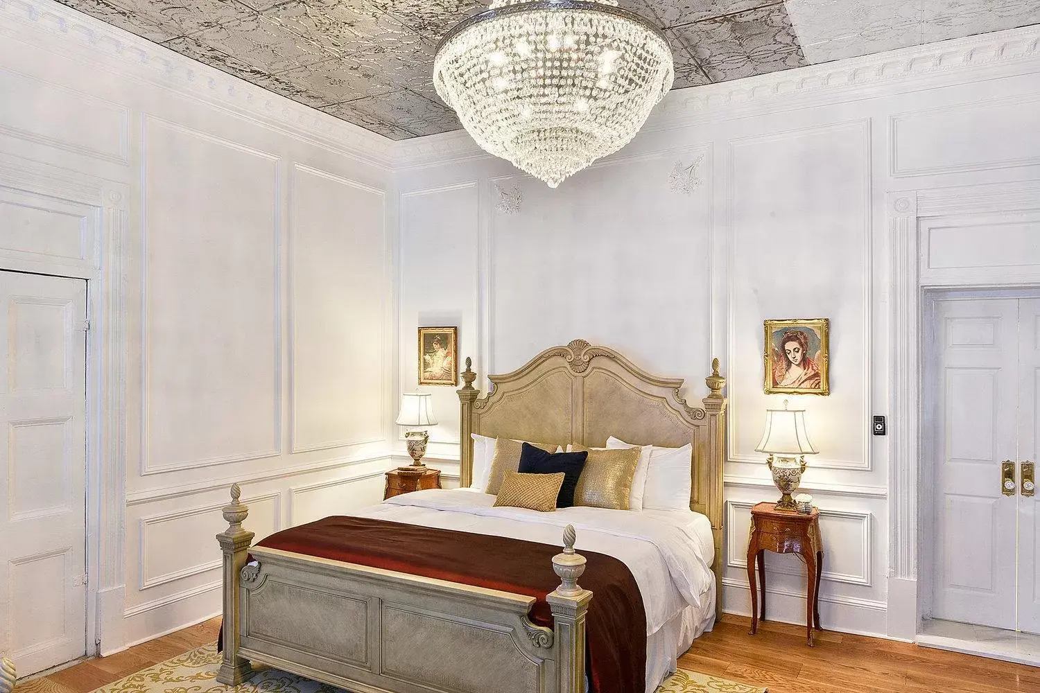 Bed in French Quarter Mansion