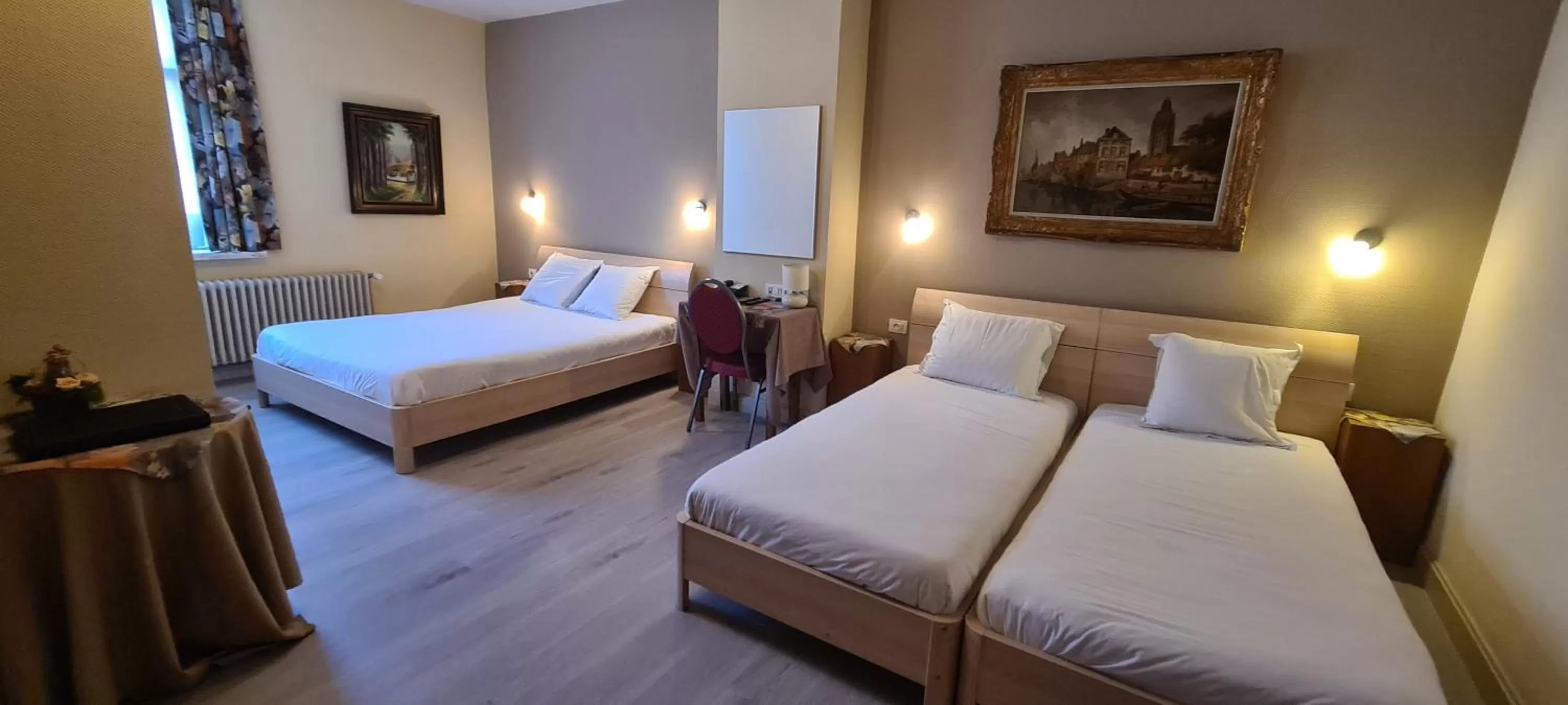 Bedroom, Bed in Alliance Hotel Ieper Centrum