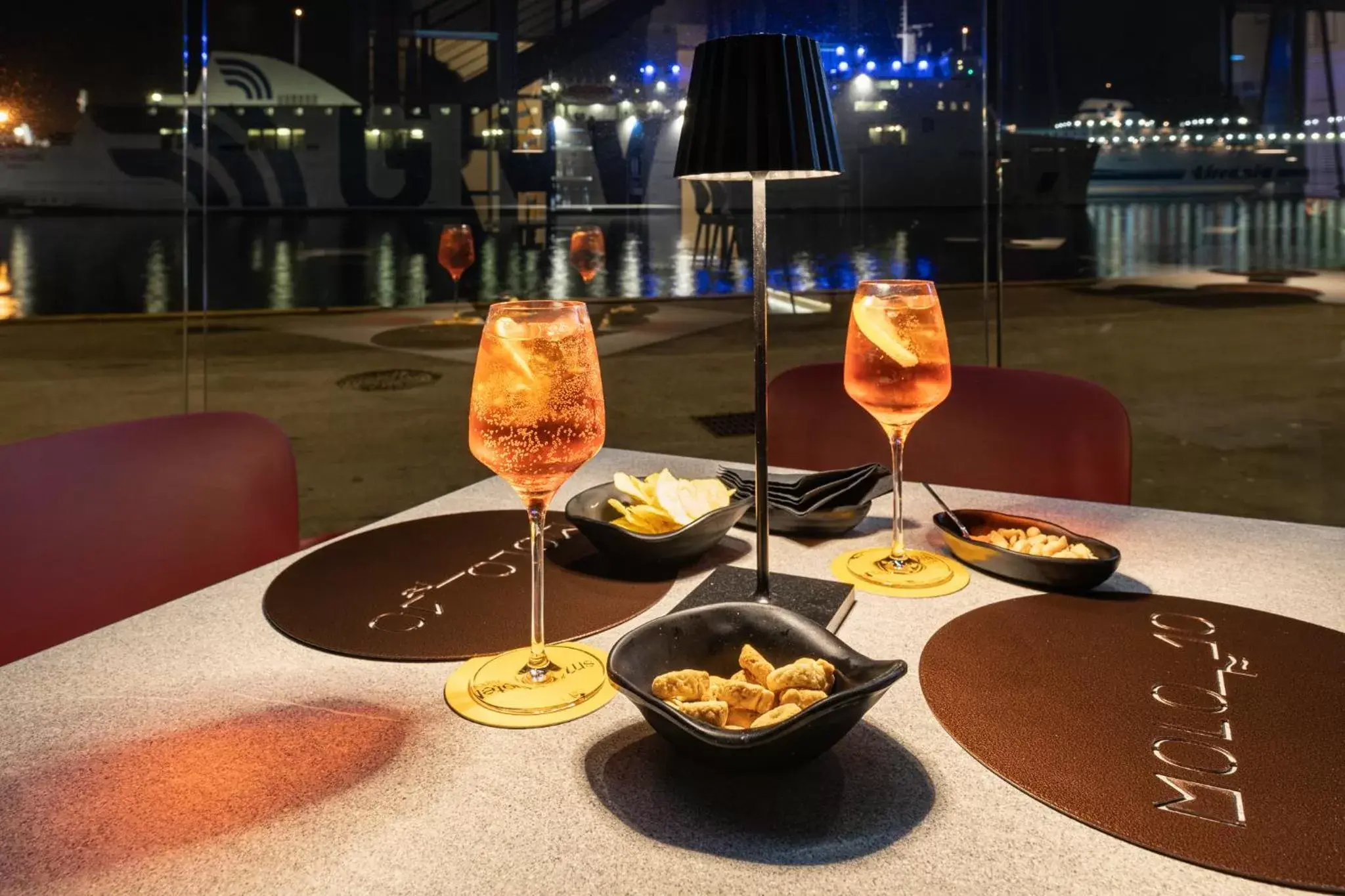 Food and drinks in Smart Hotel Napoli Food and drinks in Smart Hotel Napoli