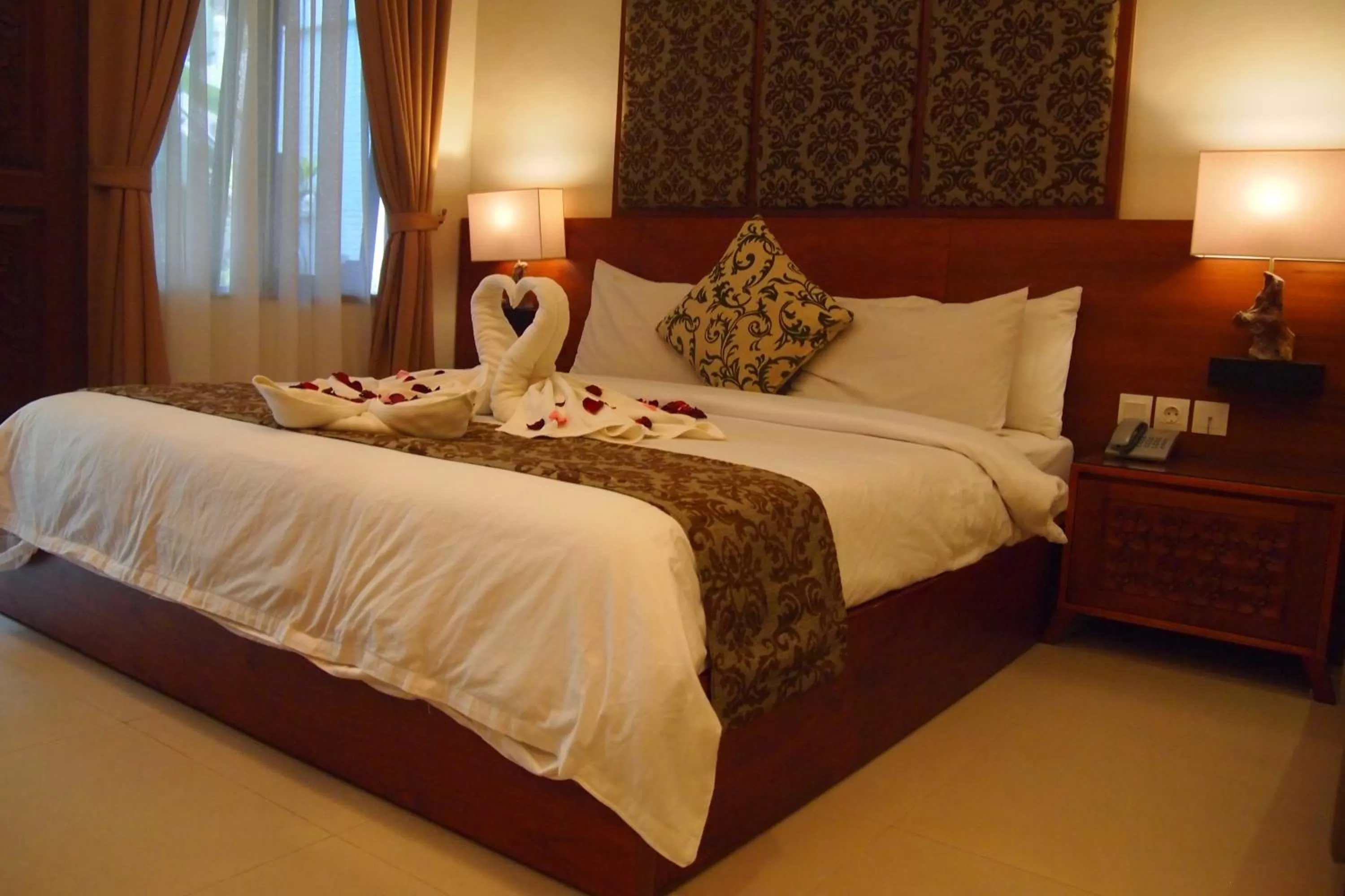 Bed in Yulia Village Inn Ubud