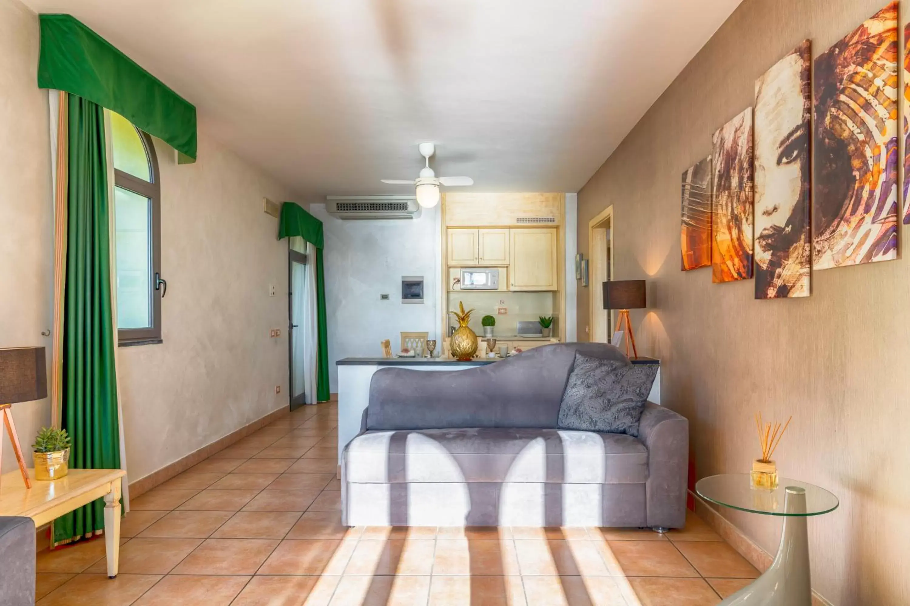 Kitchen or kitchenette, Seating Area in Baba Residences