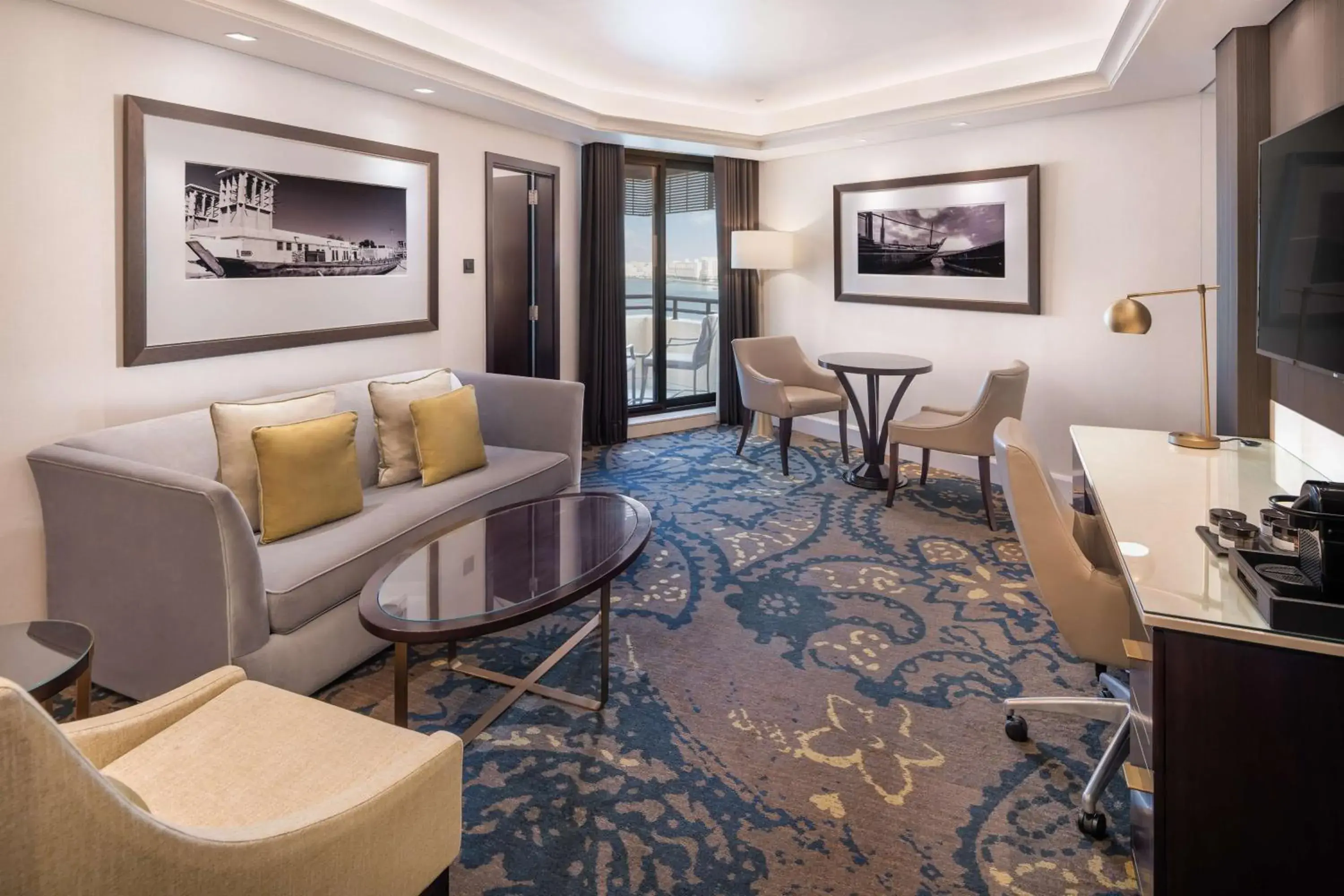 Photo of the whole room, Seating Area in Radisson Blu Hotel, Dubai Deira Creek