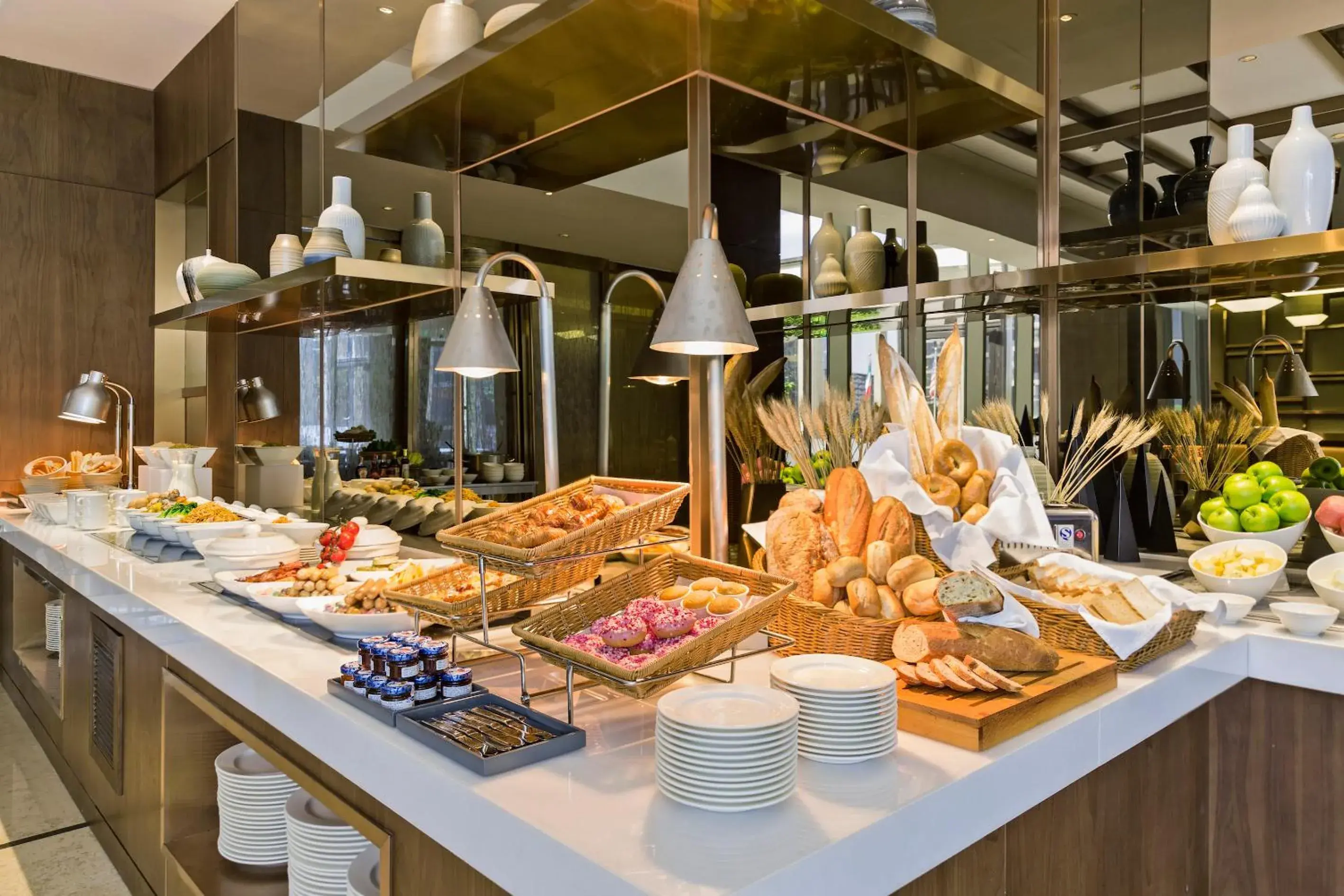 Breakfast, Food in Marriott Executive Apartments Hangzhou Yuhang