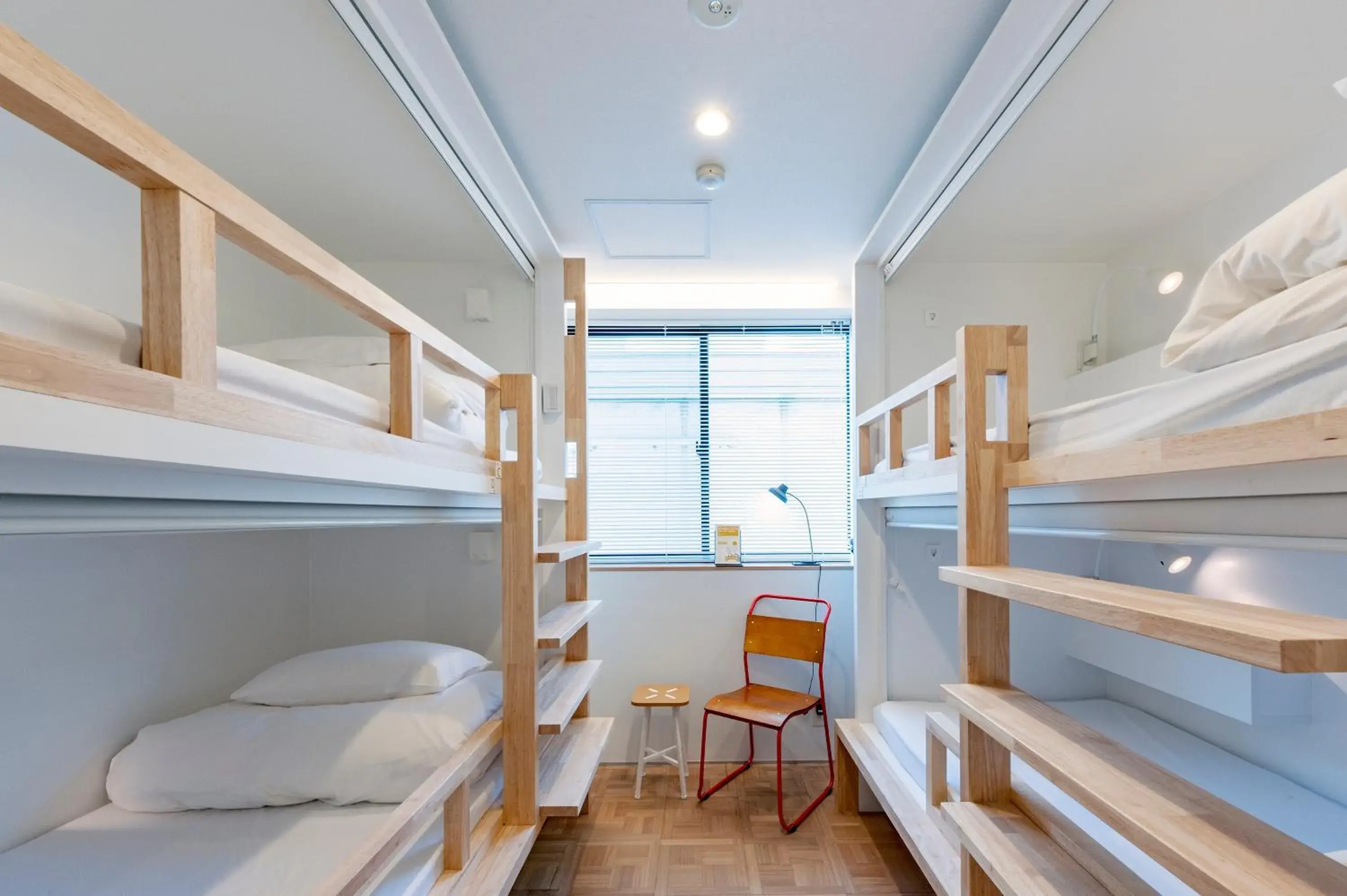 Bunk Bed in plat hostel keikyu haneda home