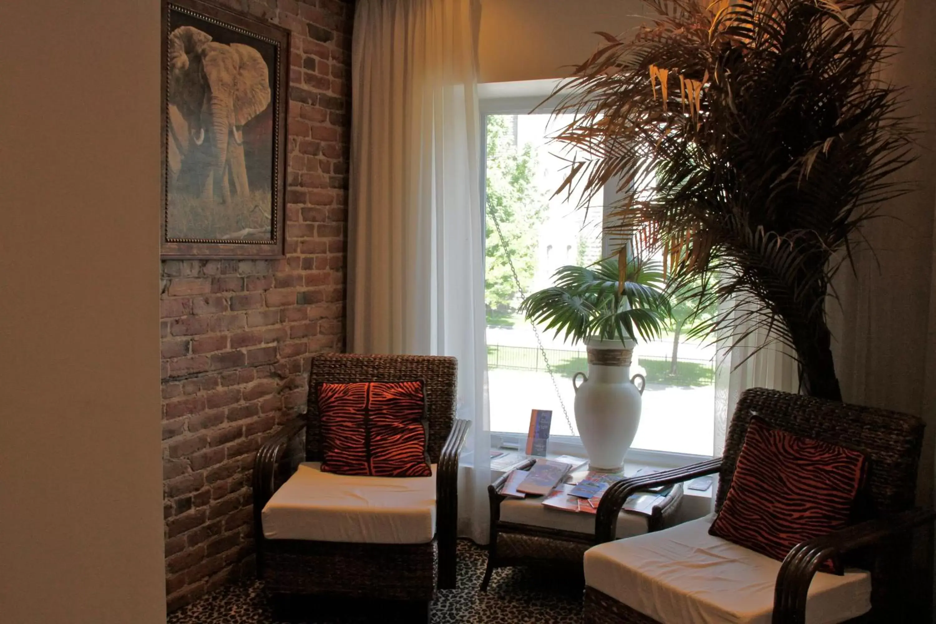 Lobby or reception, Seating Area in Hotel Kutuma