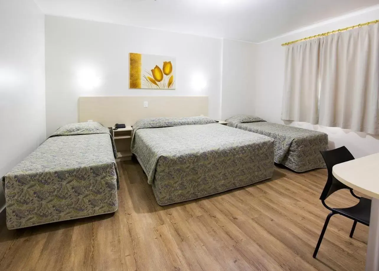 Photo of the whole room, Bed in Hotel Bella Camboriú
