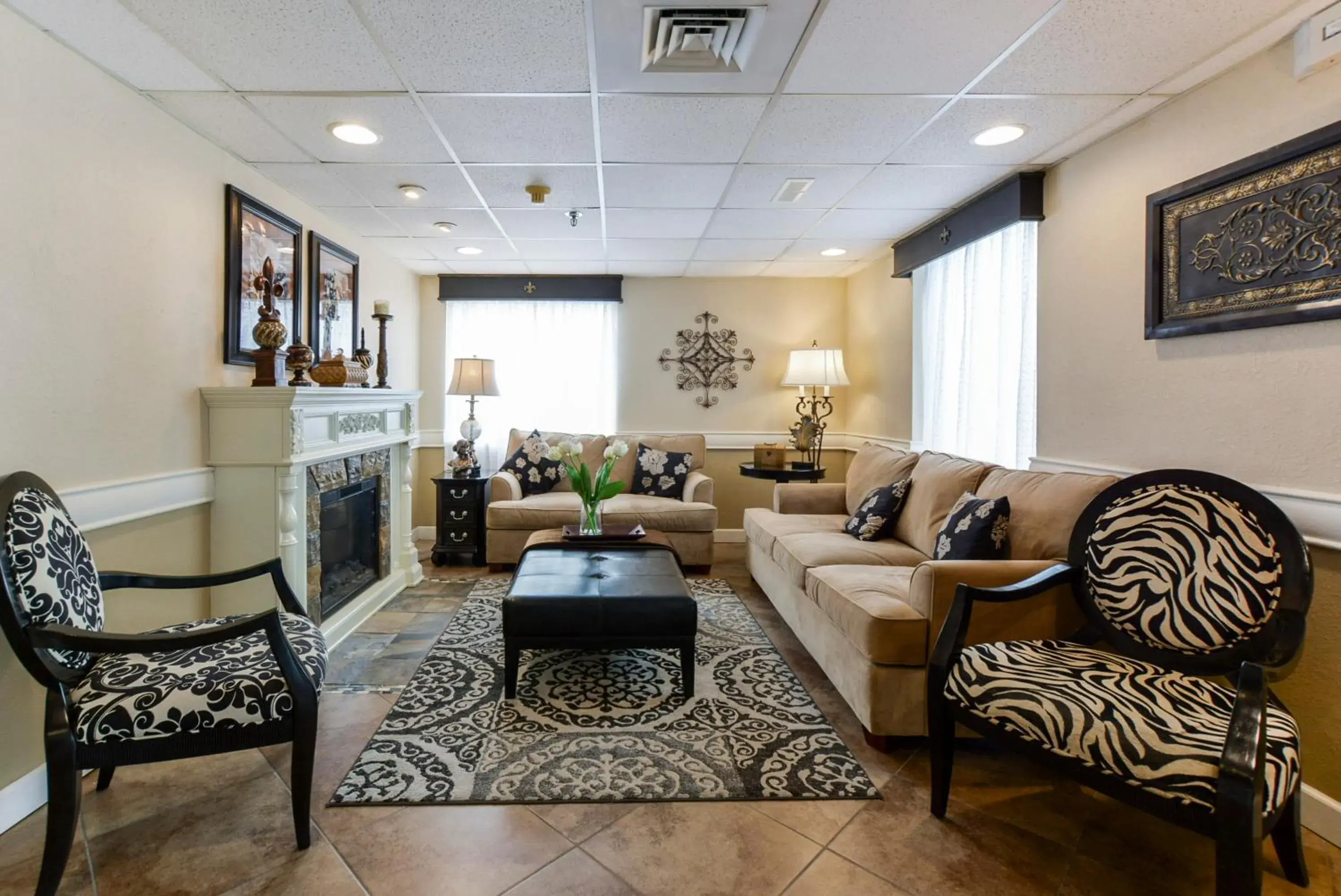 Lobby or reception in Grand View Inn & Suites Lobby or reception in Grand View Inn & Suites