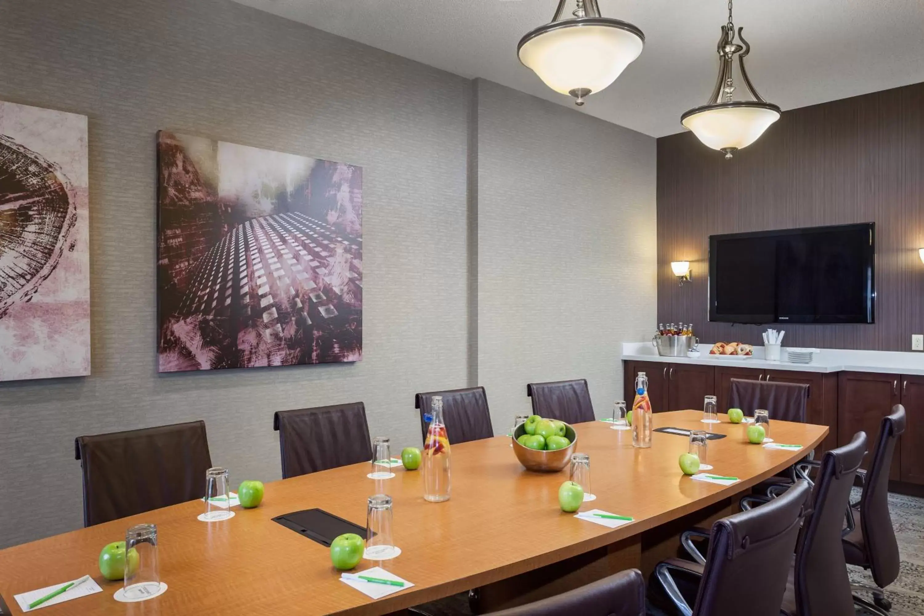 Meeting/conference room in Courtyard by Marriott Stockton