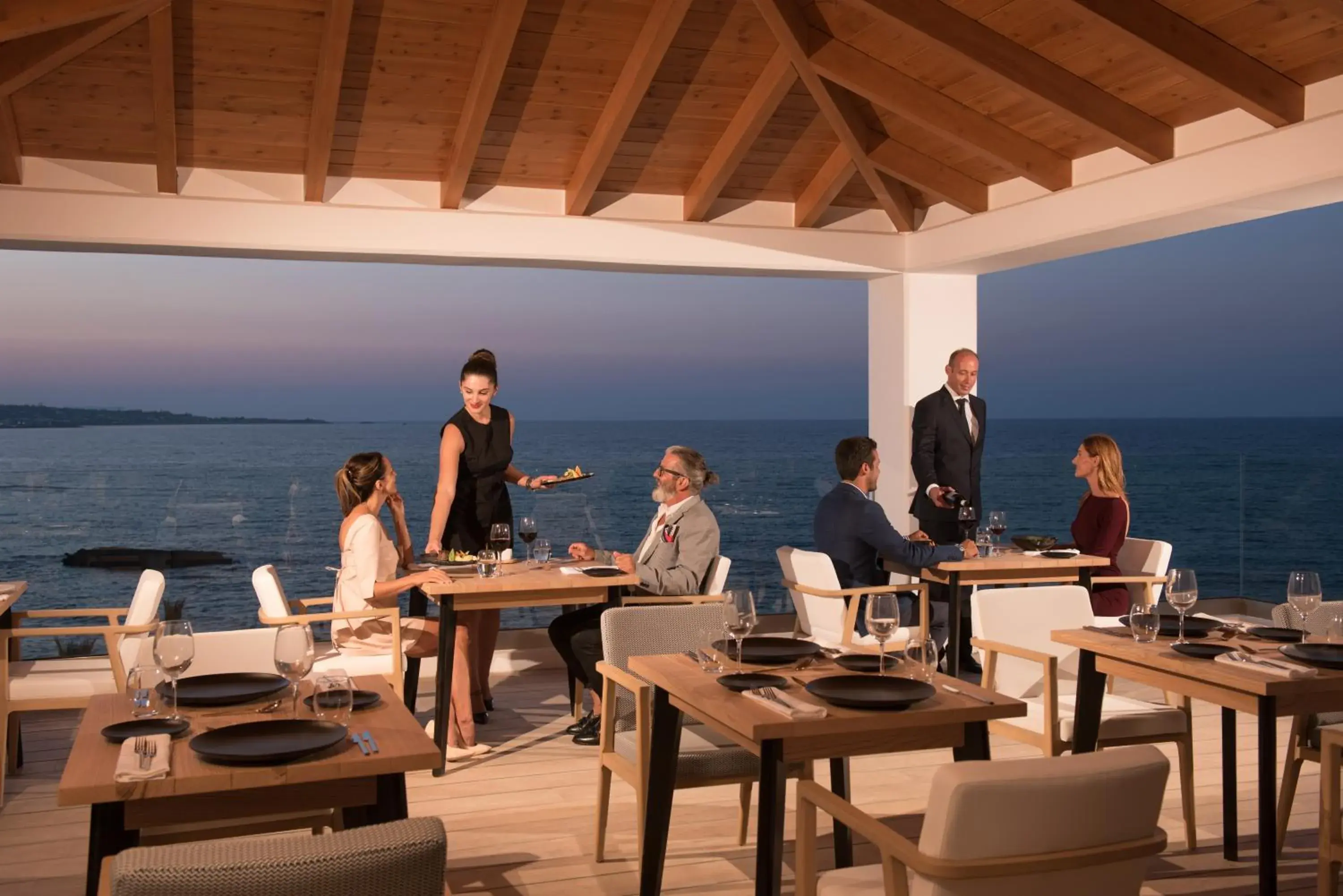 Restaurant/places to eat in Abaton Island Resort & Spa Restaurant/places to eat in Abaton Island Resort & Spa