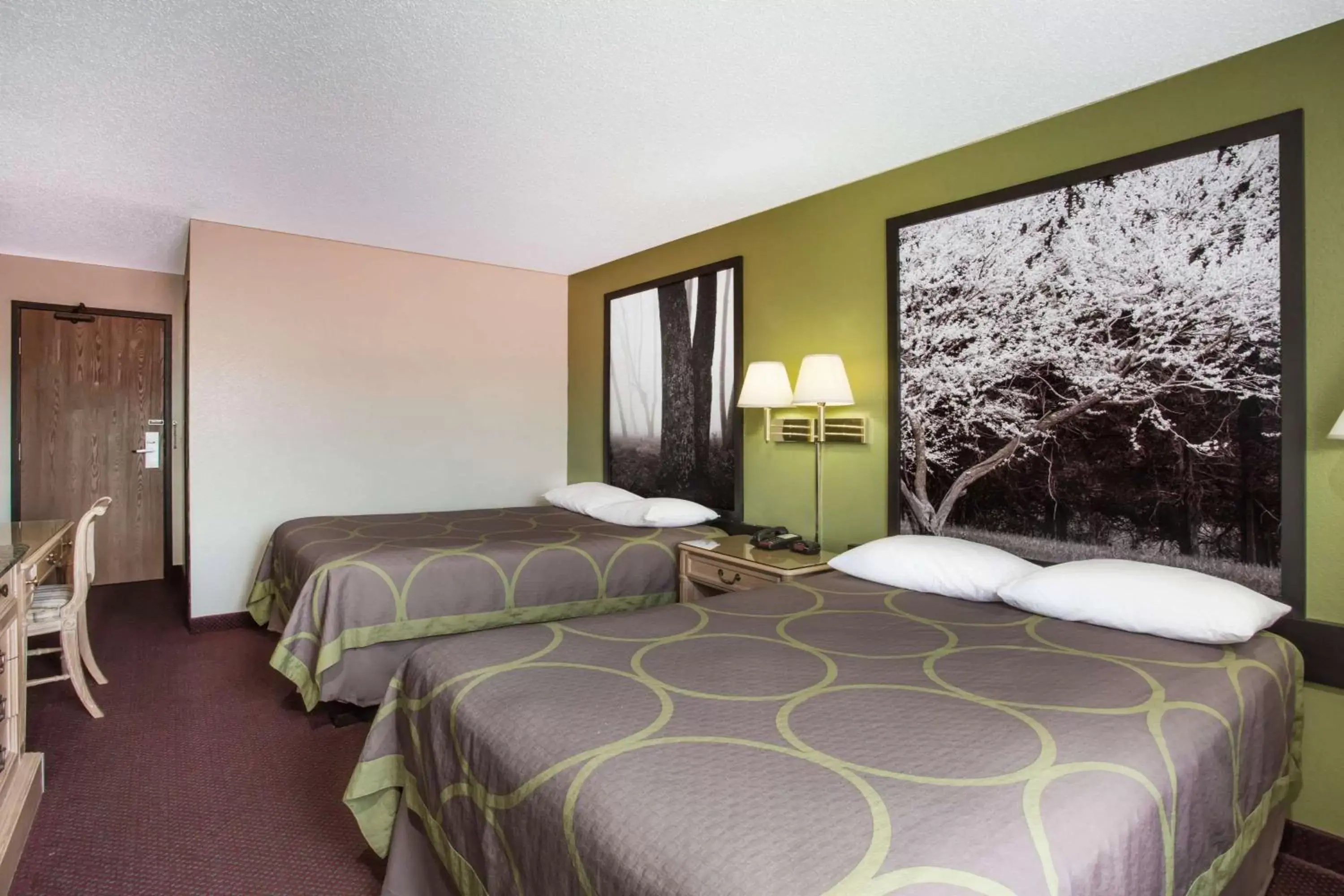 Deluxe Double Room with Two Double Beds - Non-Smoking (Third Floor Only) in Super 8 by Wyndham Salem VA