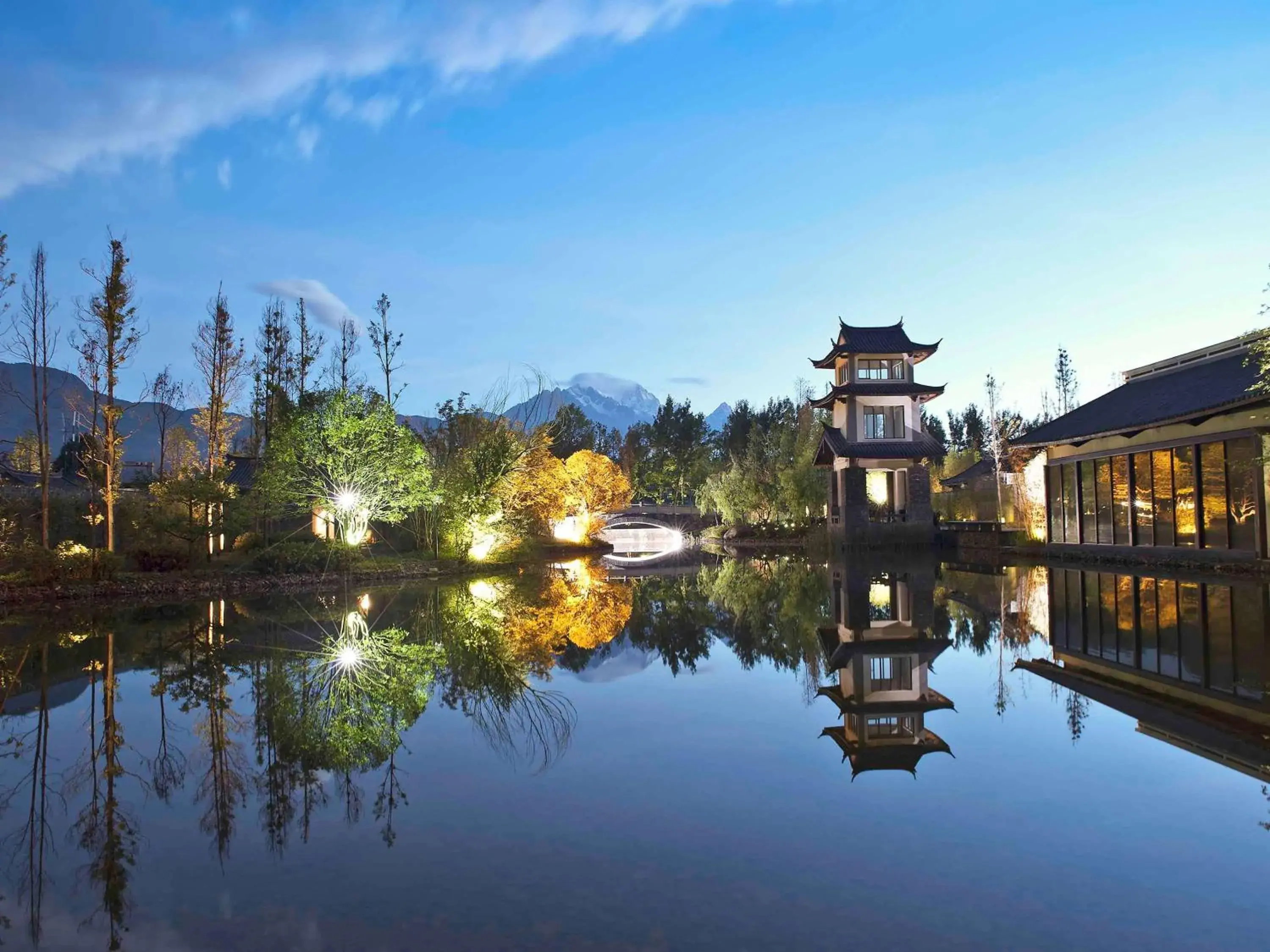 Property building, Swimming Pool in Pullman Lijiang Resort & Spa