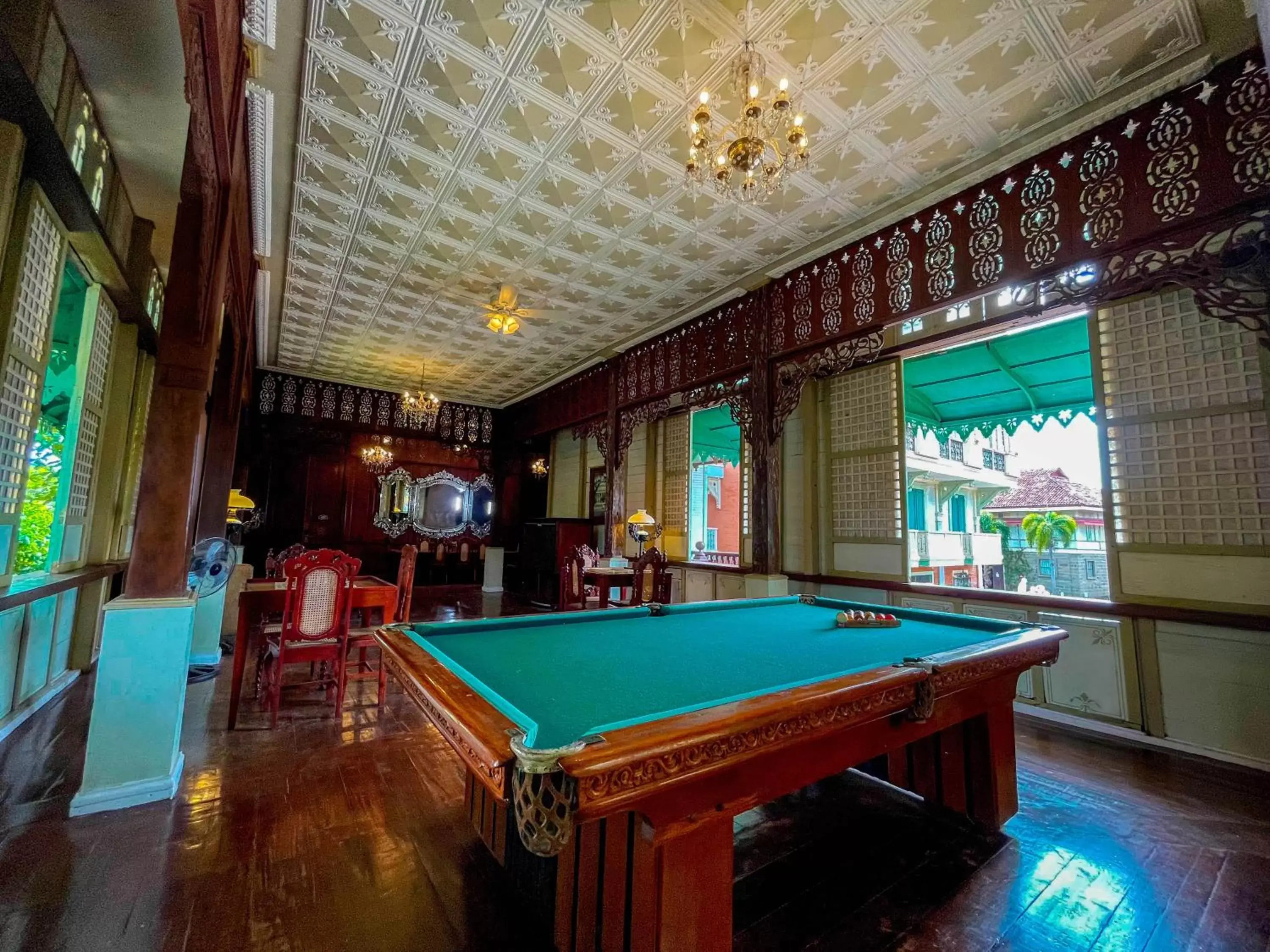 Billiards in Las Casas Filipinas de Acuzar