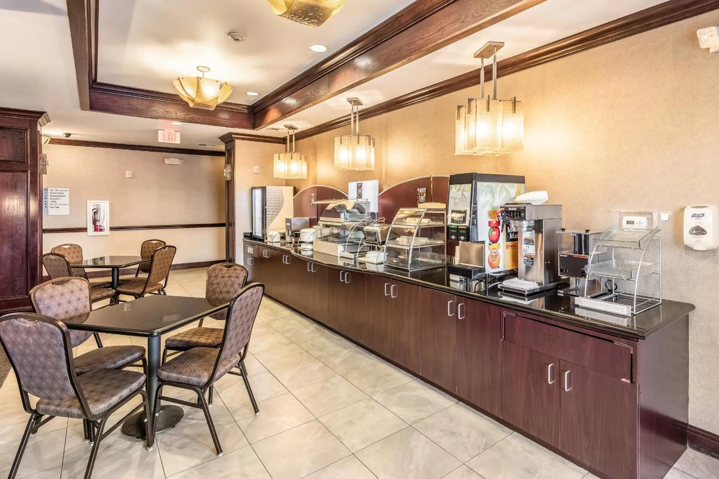 Continental breakfast in Red Lion Inn & Suites Mineral Wells