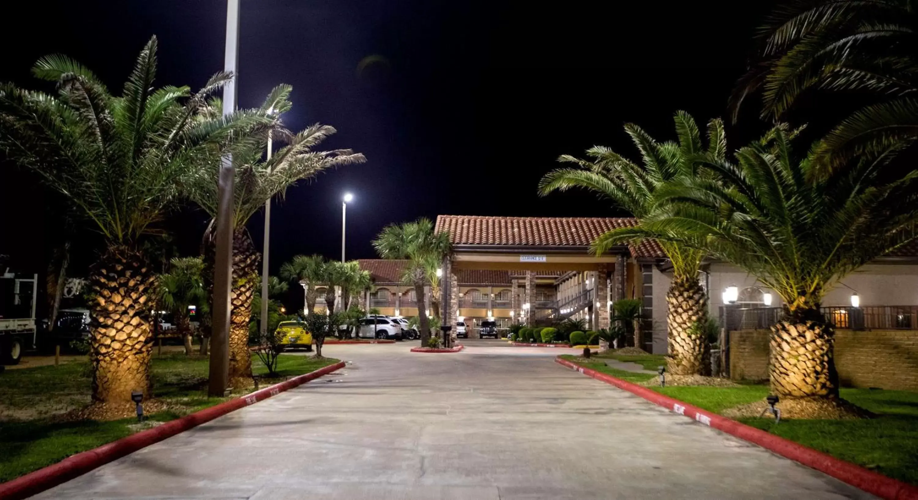 Property Building in Best Western Executive Inn El Campo