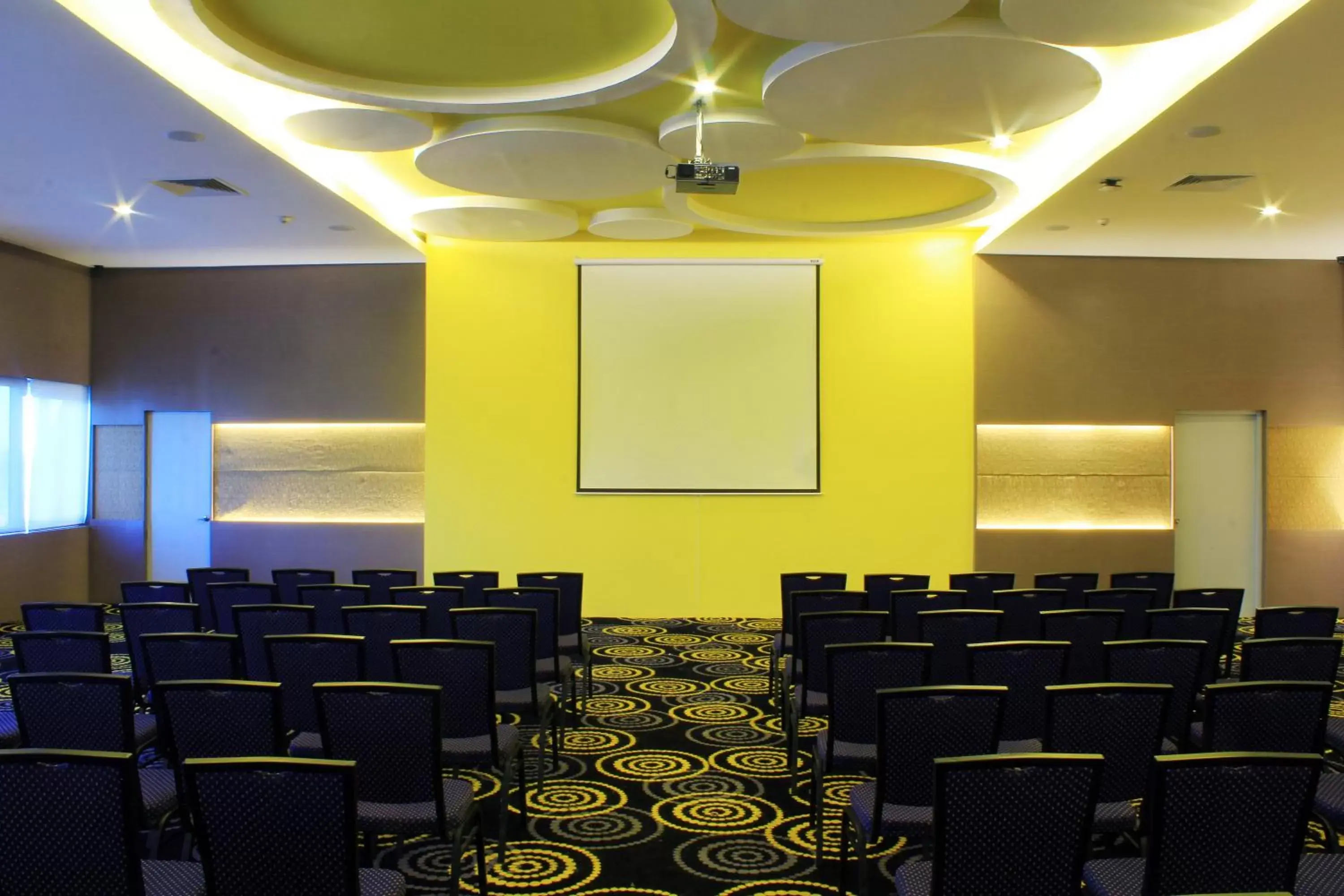 Property building in Go Hotels Butuan Property building in Go Hotels Butuan