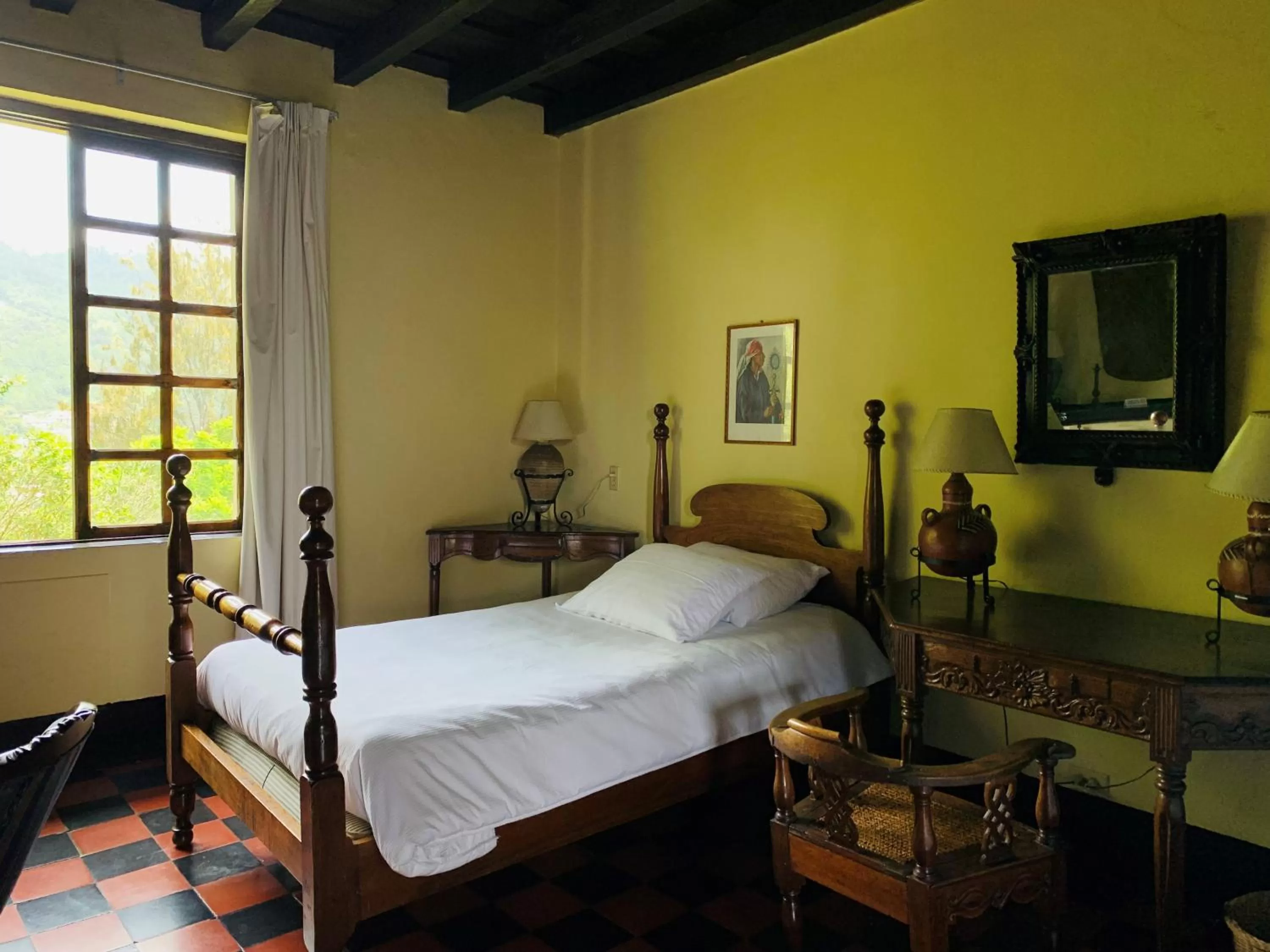 Bedroom, Bed in Hotel Museo Mayan Inn