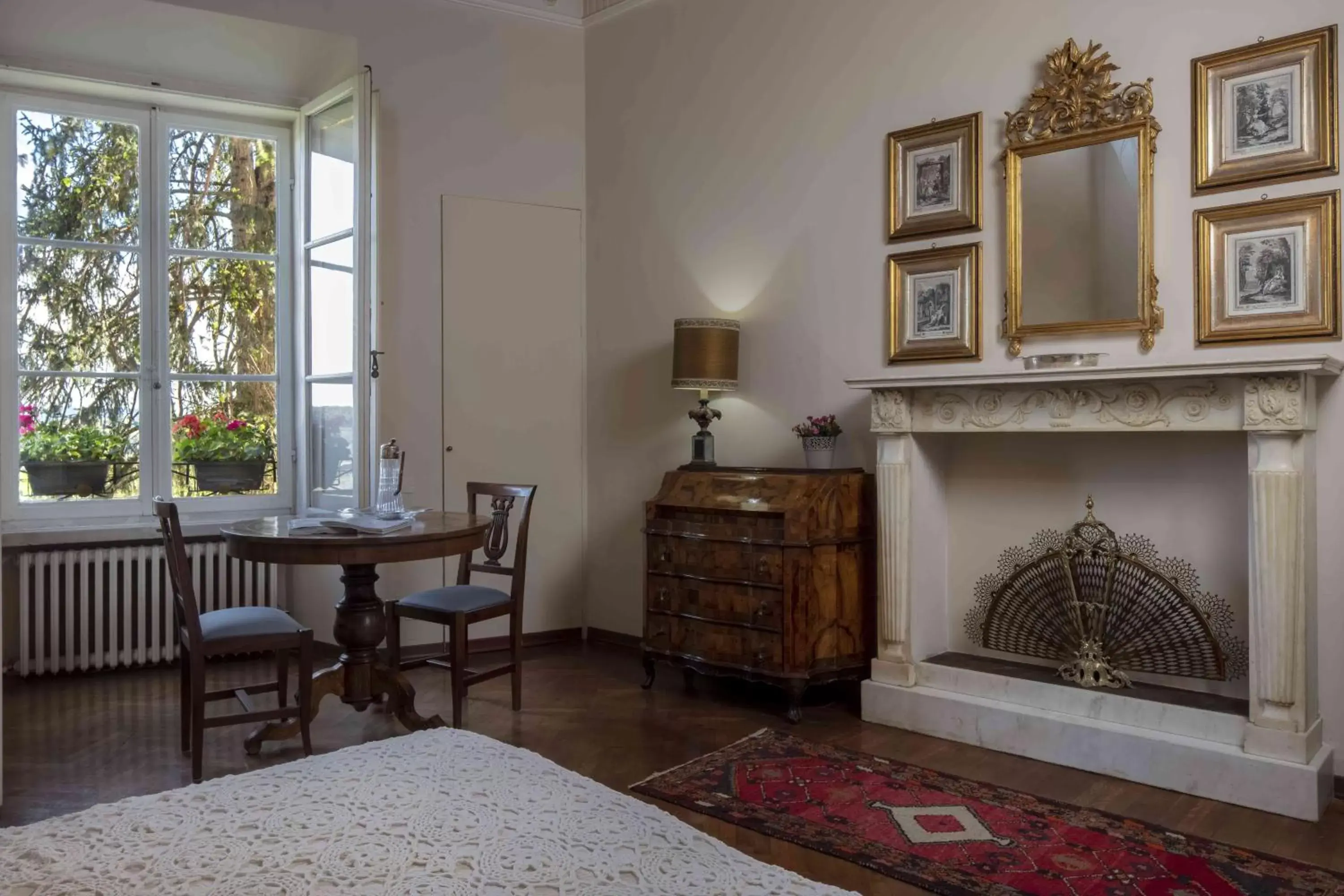 Photo of the whole room, Seating Area in La Dimora Dei Monaci