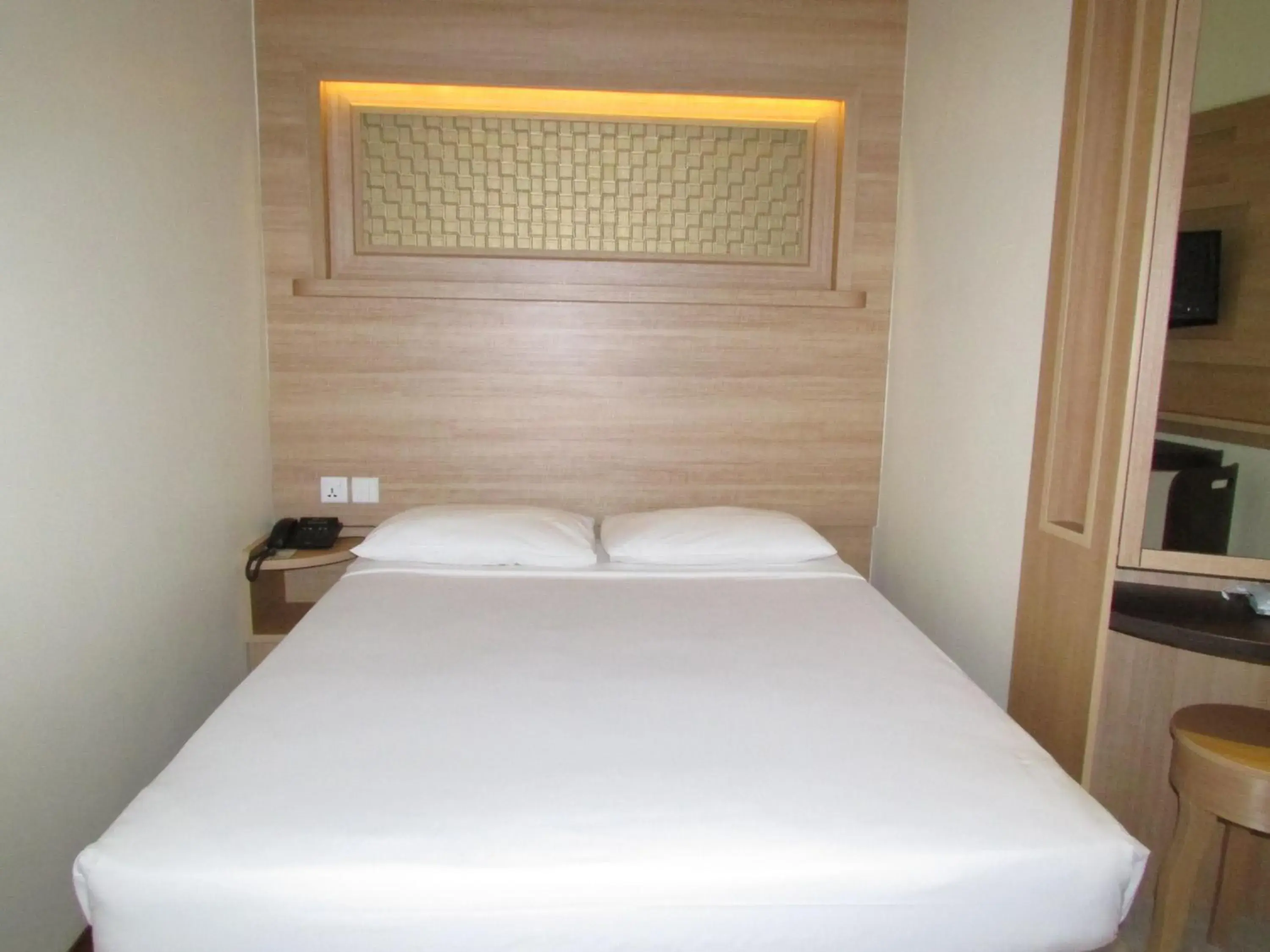 Bed in Robertson Quay Hotel