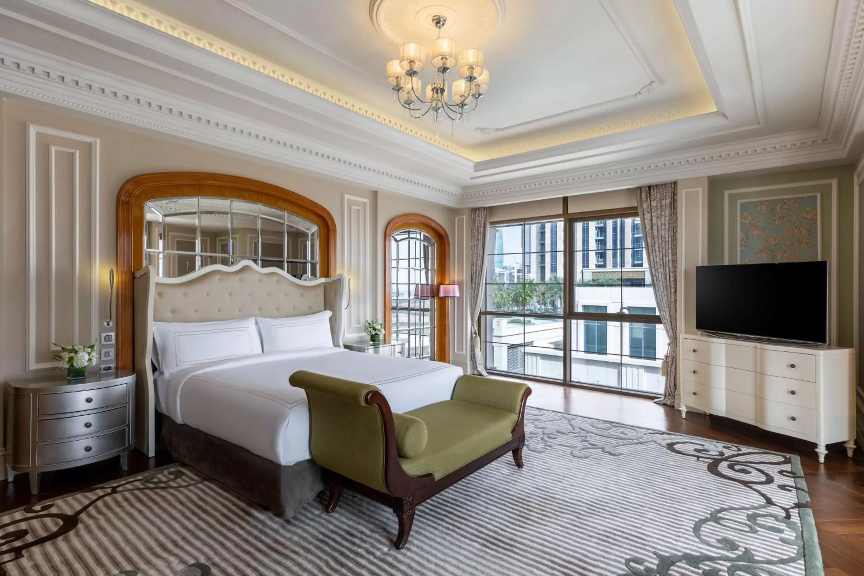 Bed in Habtoor Palace Dubai, LXR Hotels & Resorts