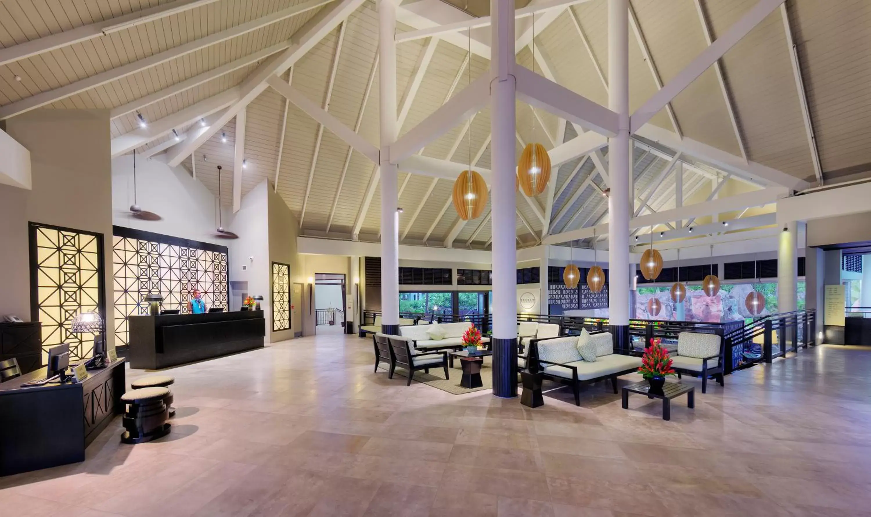 Lobby or reception, Restaurant/Places to Eat in Radisson Blu Resort Fiji