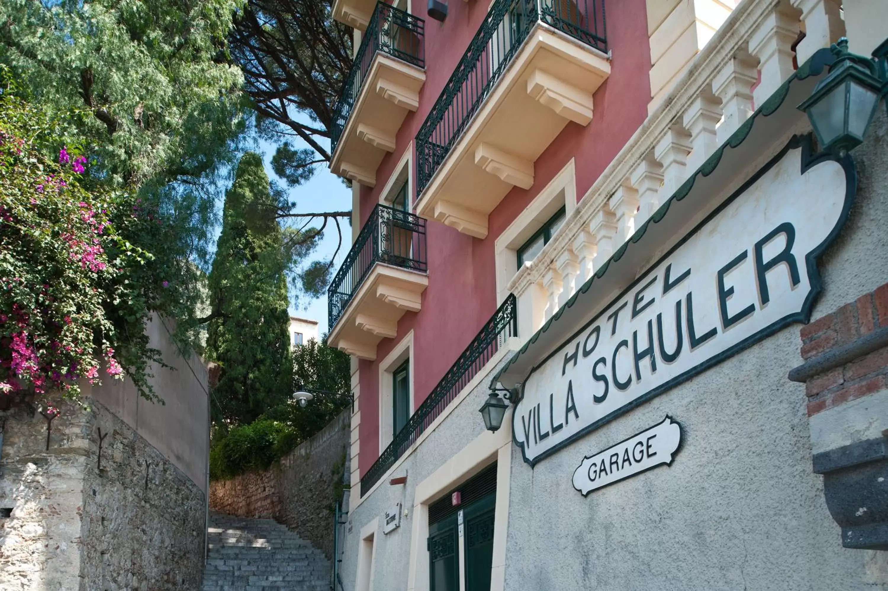 Facade/entrance, Property Building in Hotel Villa Schuler