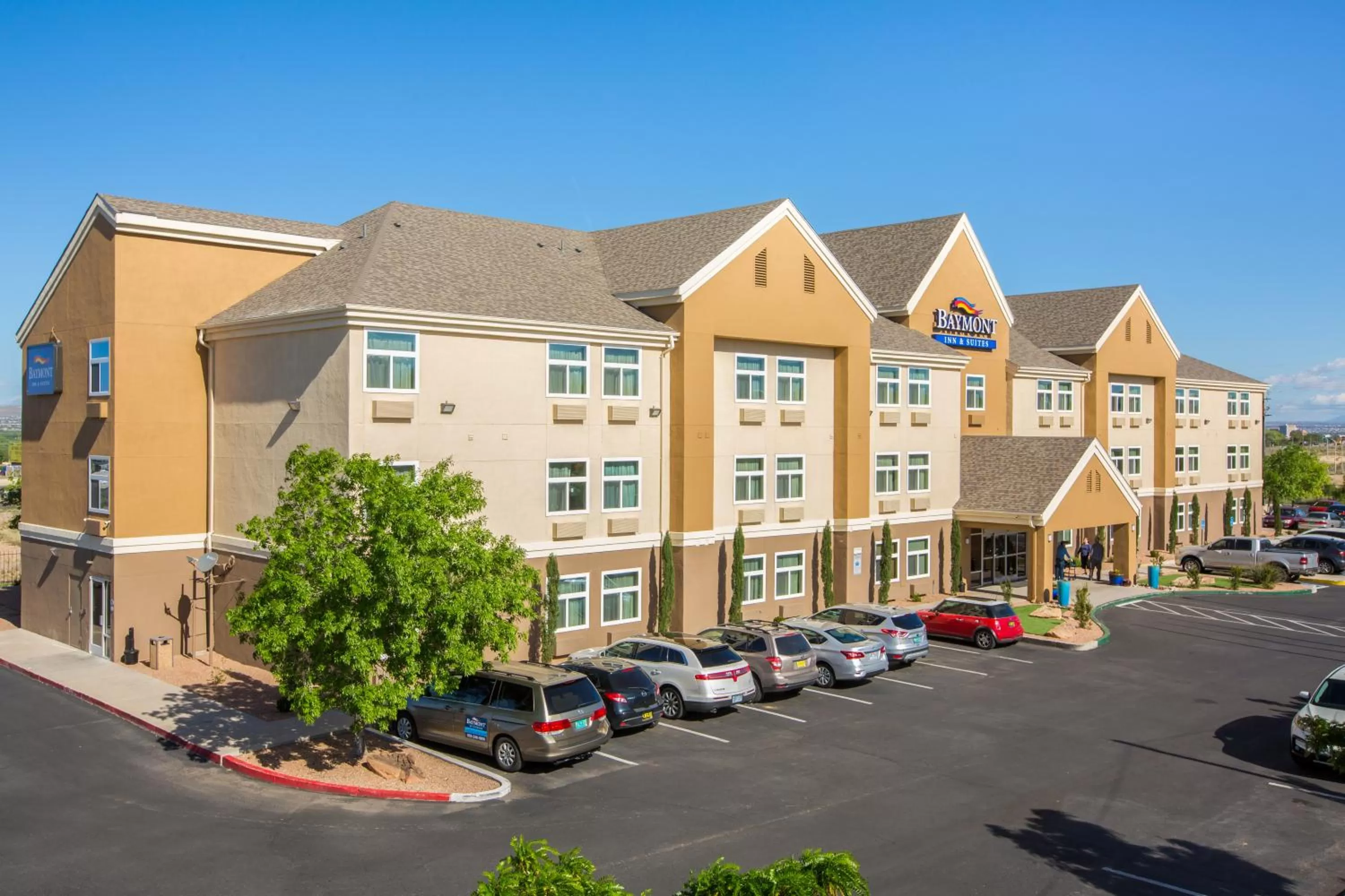Property building in Baymont by Wyndham Albuquerque Airport