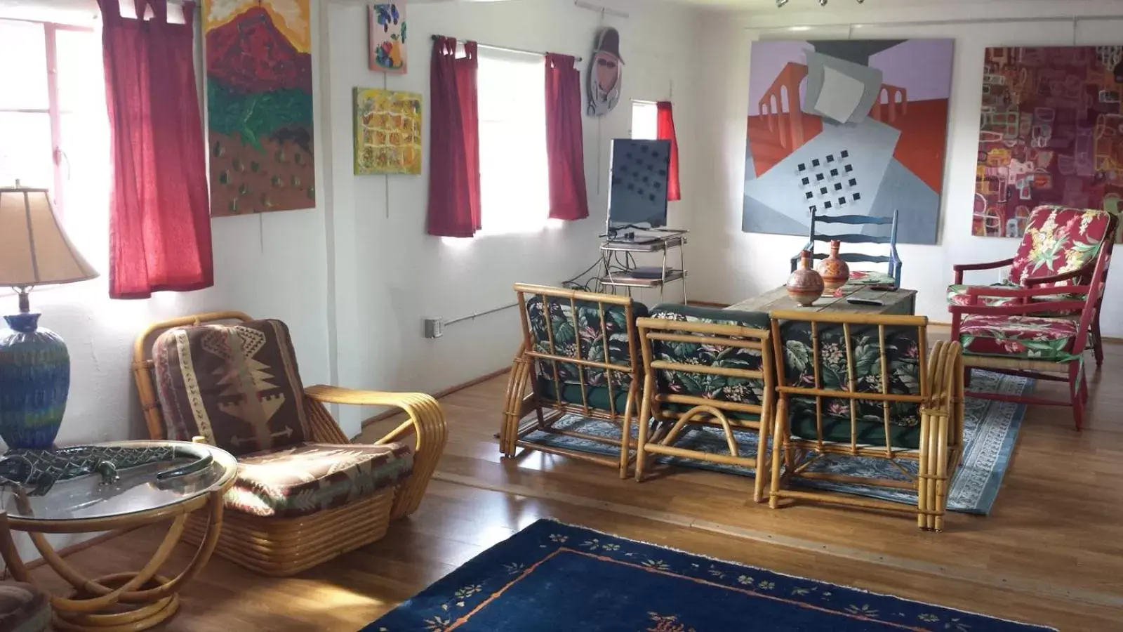 Gallery Room in Pelican Spa Gallery Room in Pelican Spa