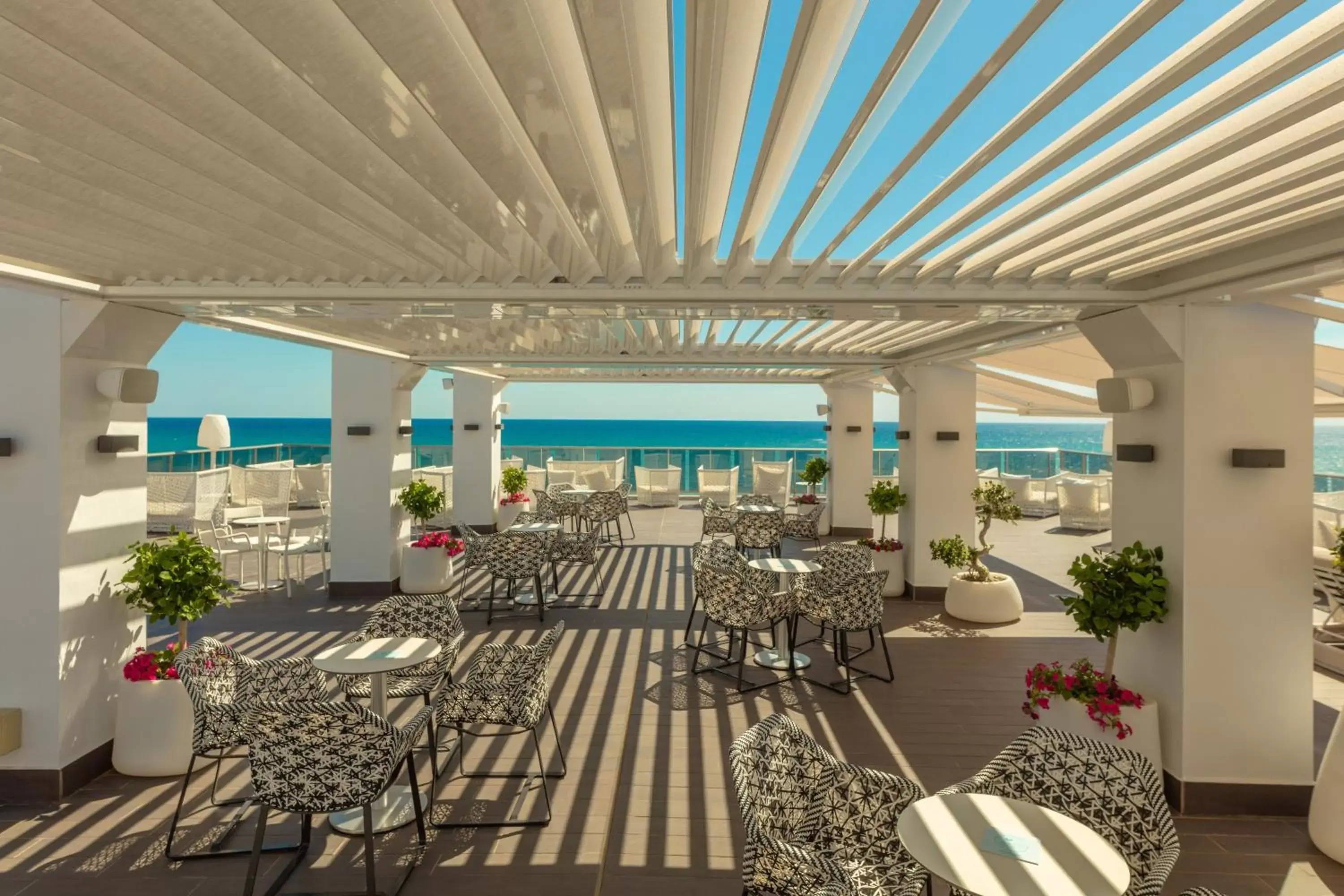 Balcony/Terrace, Restaurant/Places to Eat in RH Bayren Hotel & Spa 4* Sup