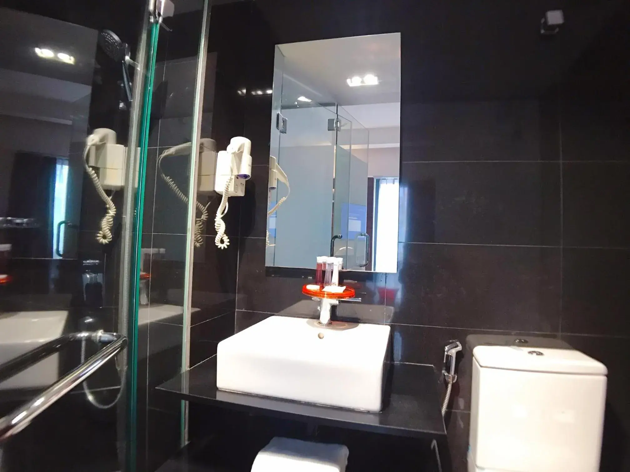 Bathroom in Melange Hotel Bukit Bintang