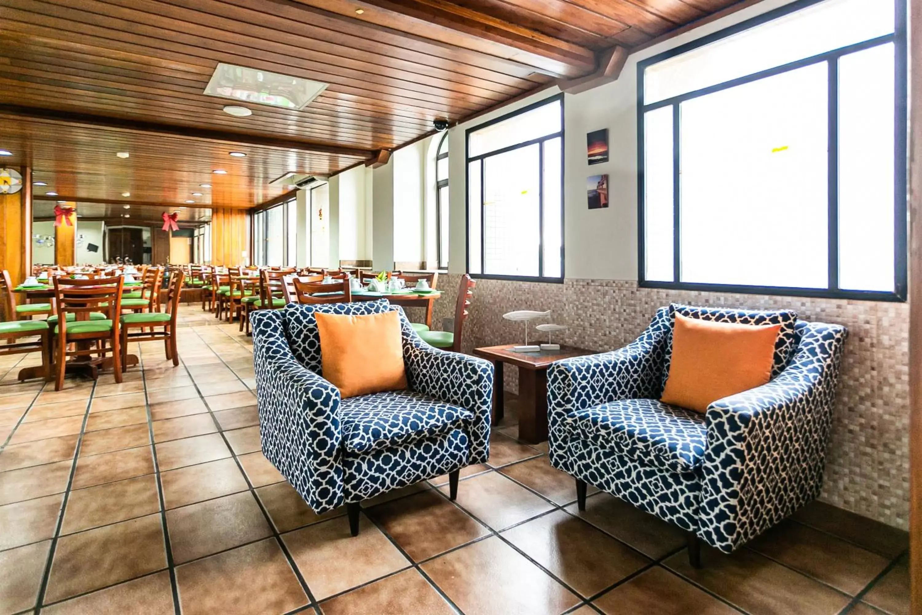 Restaurant/places to eat in Hotel Verdemar Restaurant/places to eat in Hotel Verdemar