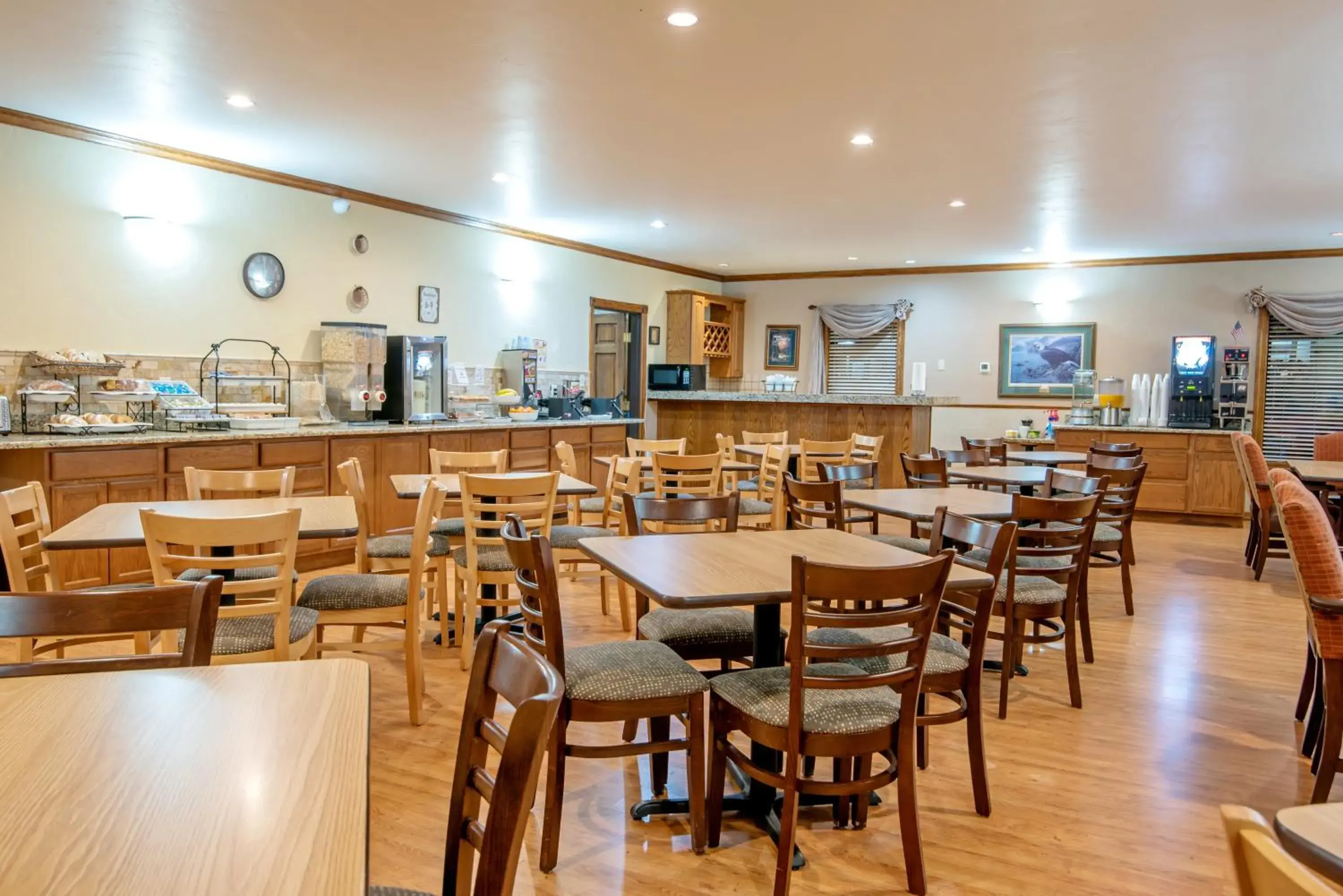 Breakfast, Restaurant/Places to Eat in Silver Spruce Inn