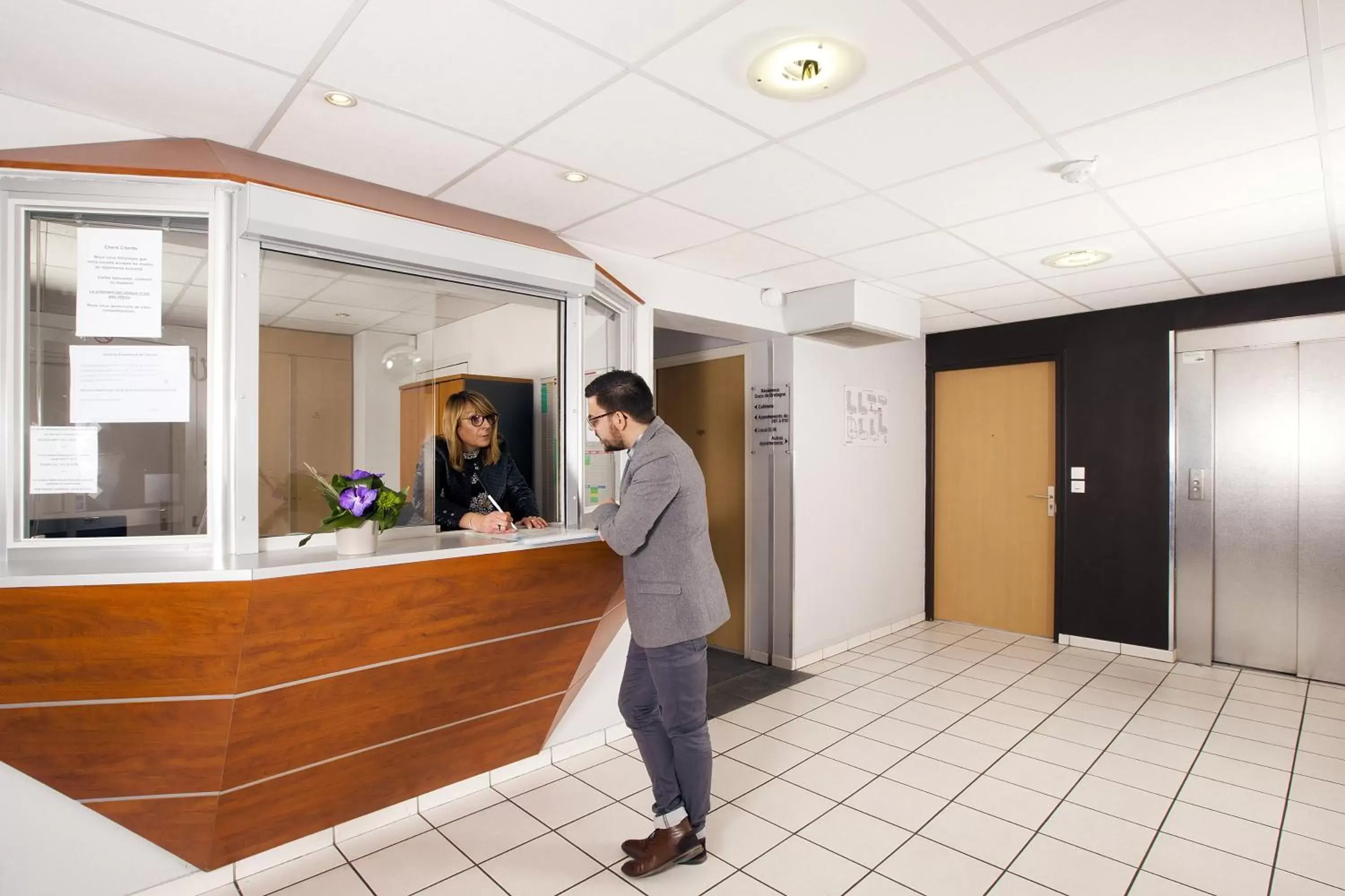 Lobby or reception in Séjours & Affaires Nantes Ducs De Bretagne