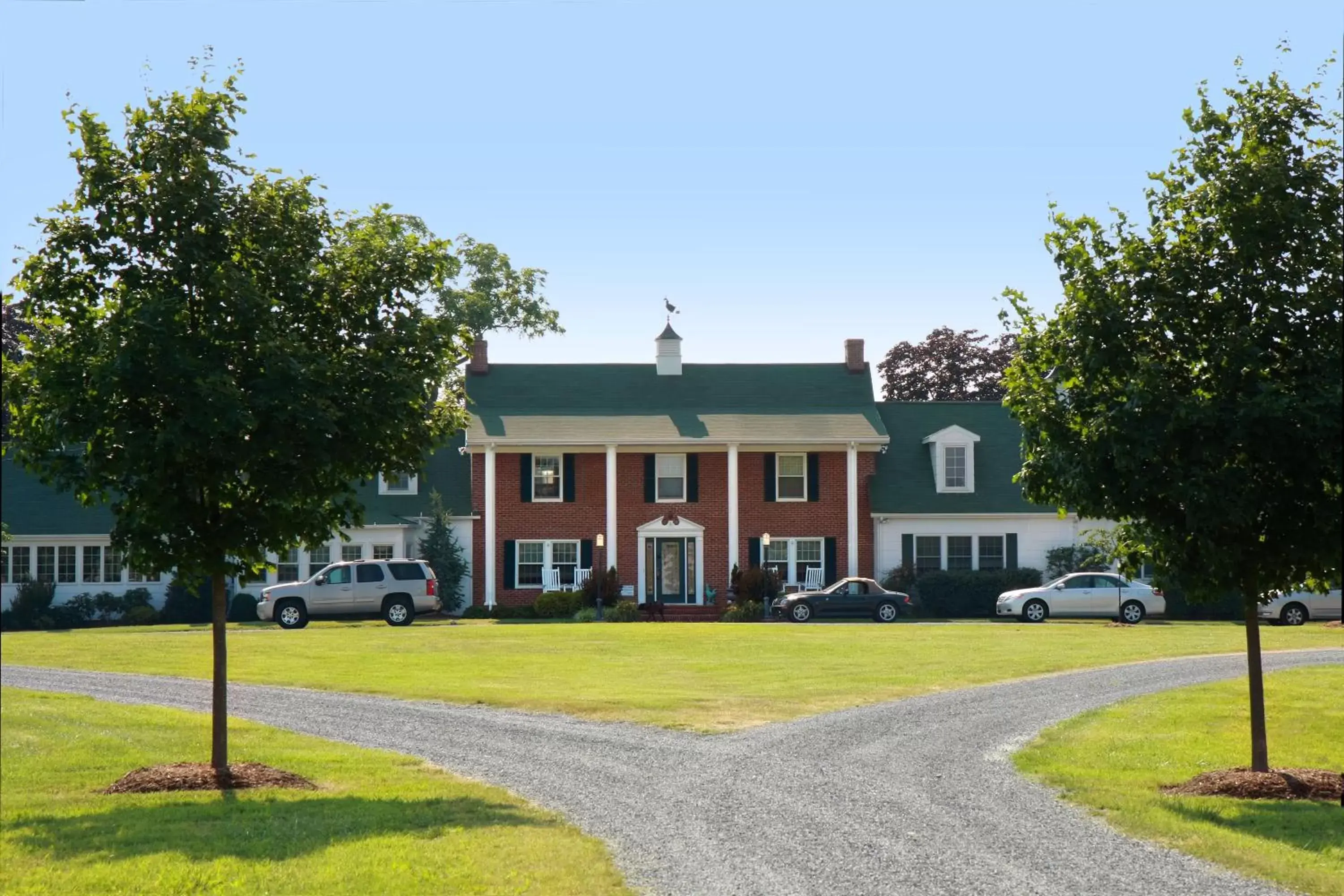 Garden, Property Building in Inn at Huntingfield Creek