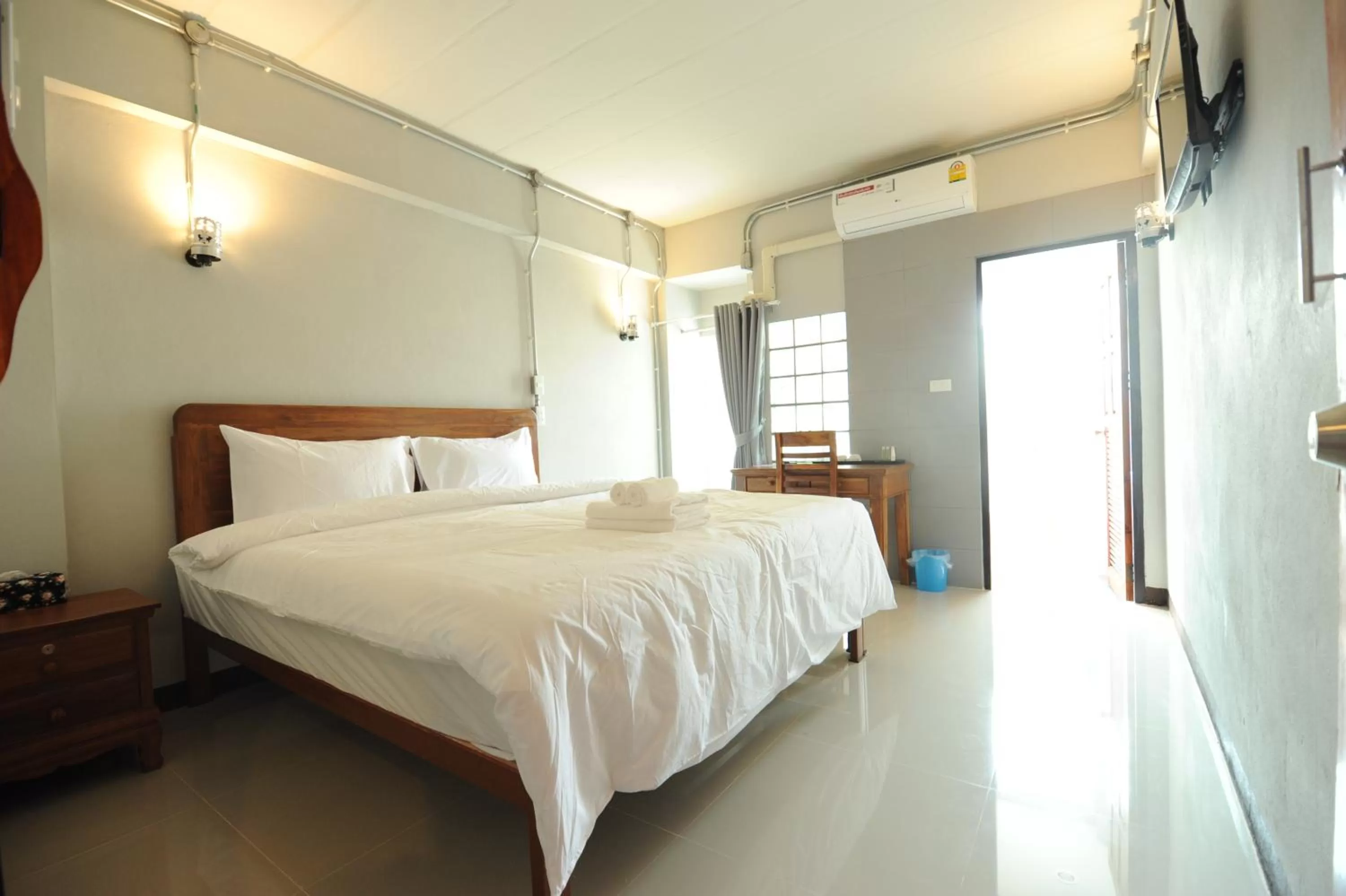 Standard Double Room in Nanya Hotel Chiang Mai