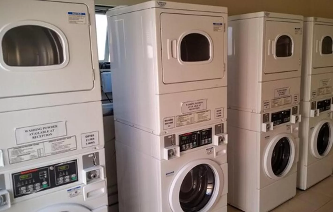 laundry in The View On Hannans Kalgoorlie