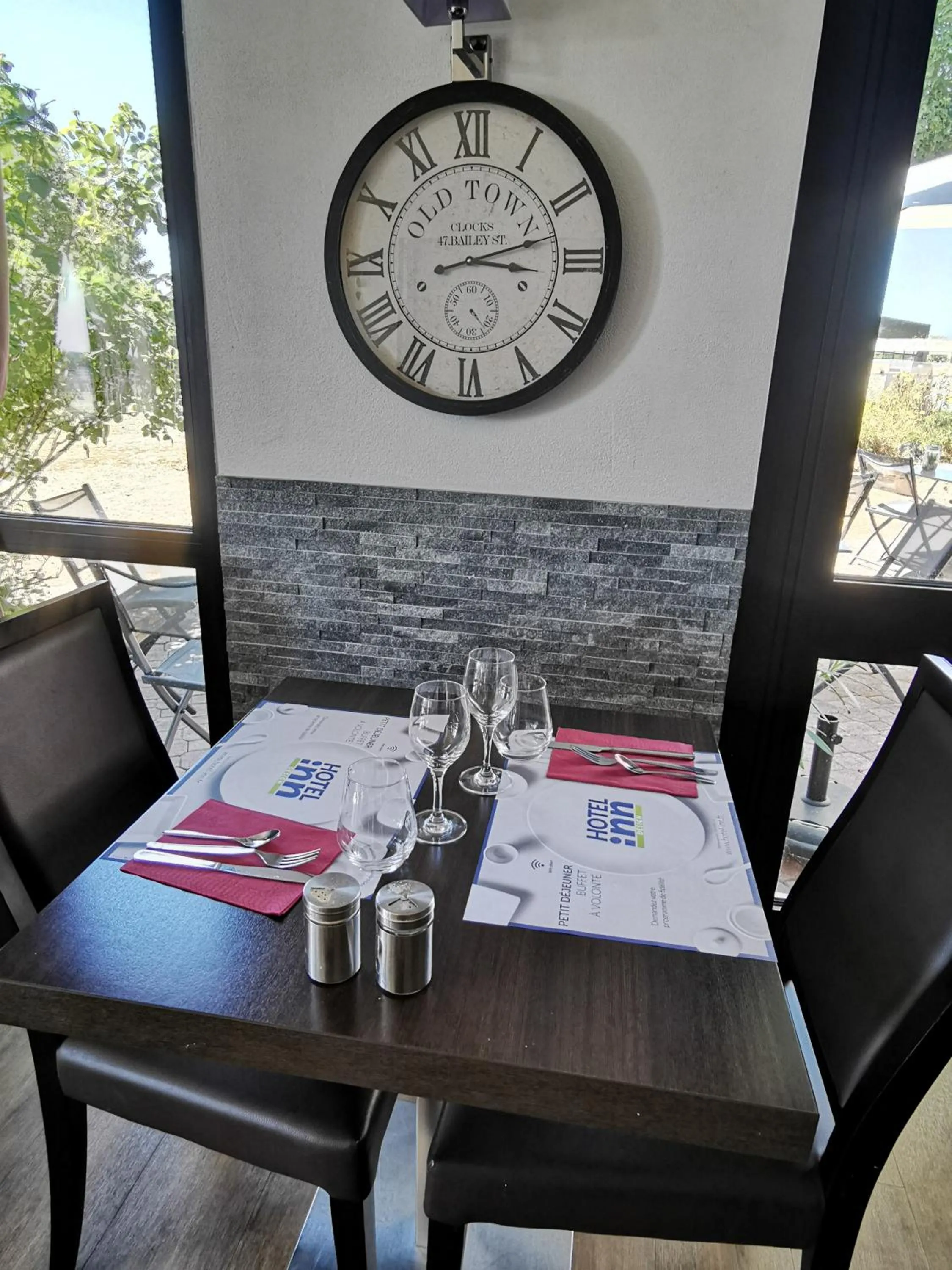 Restaurant/places to eat in Hôtel Inn Design Resto Novo Langres