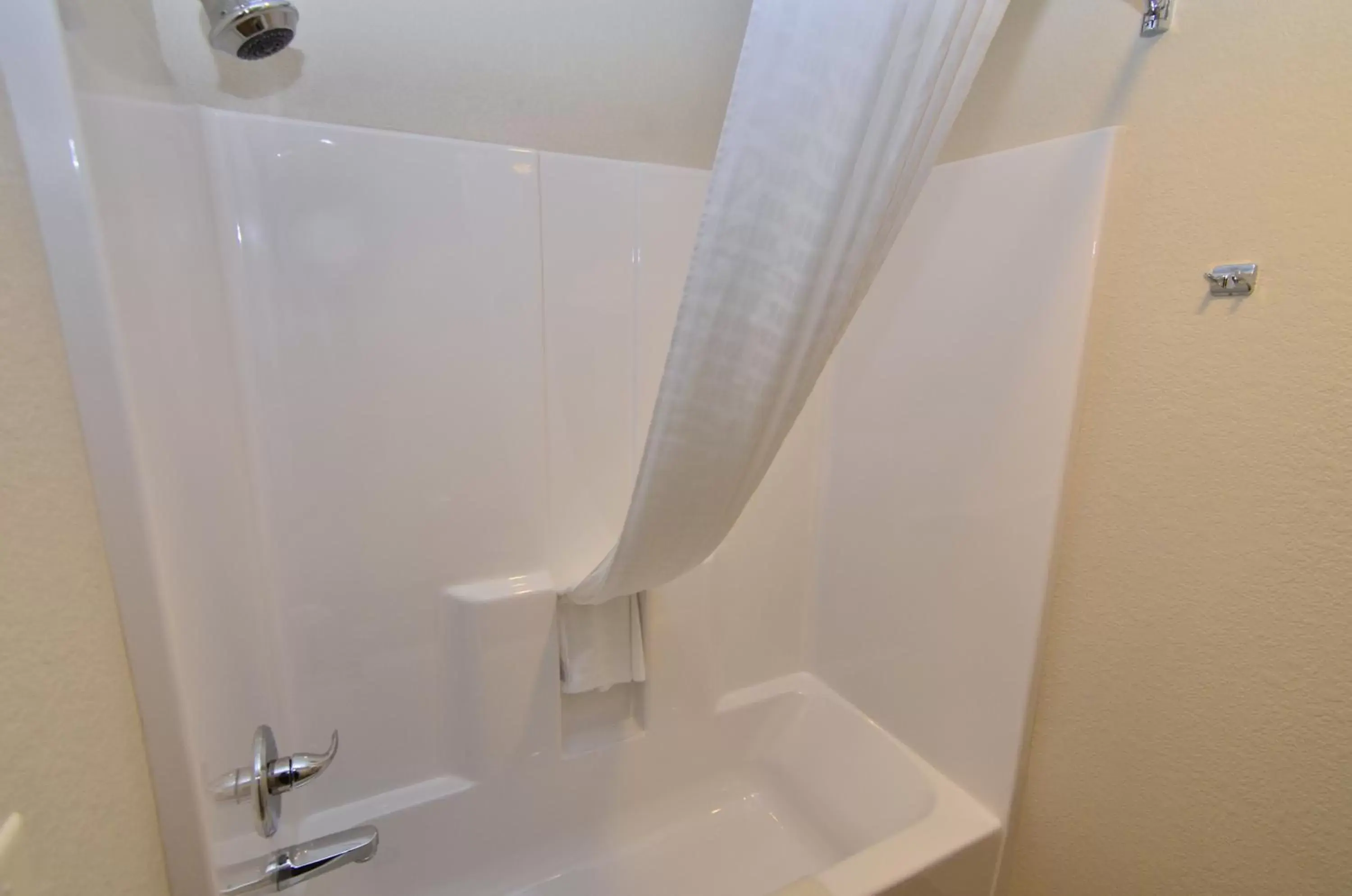 Shower, Bathroom in Cobblestone Inn & Suites - Manning