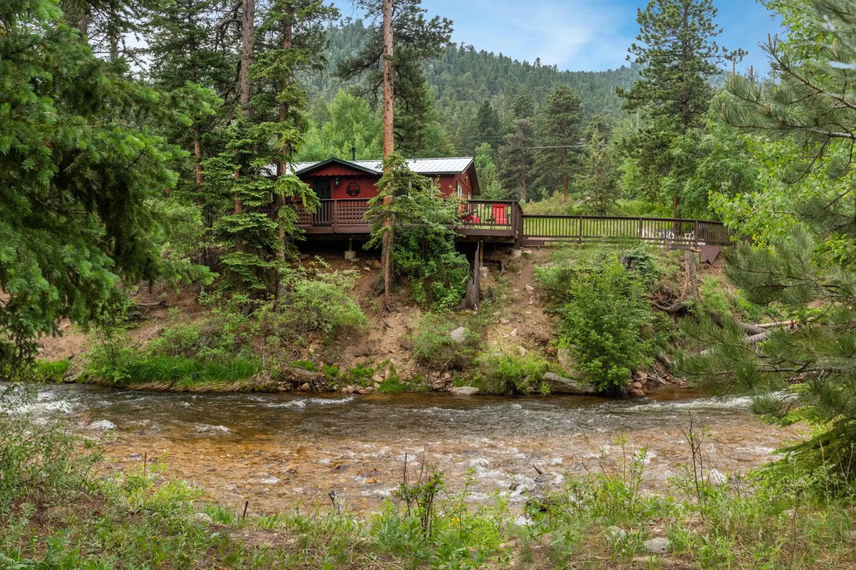 Property Building in Ponderosa Lodge