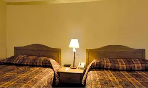 Bed in Best Western Inn