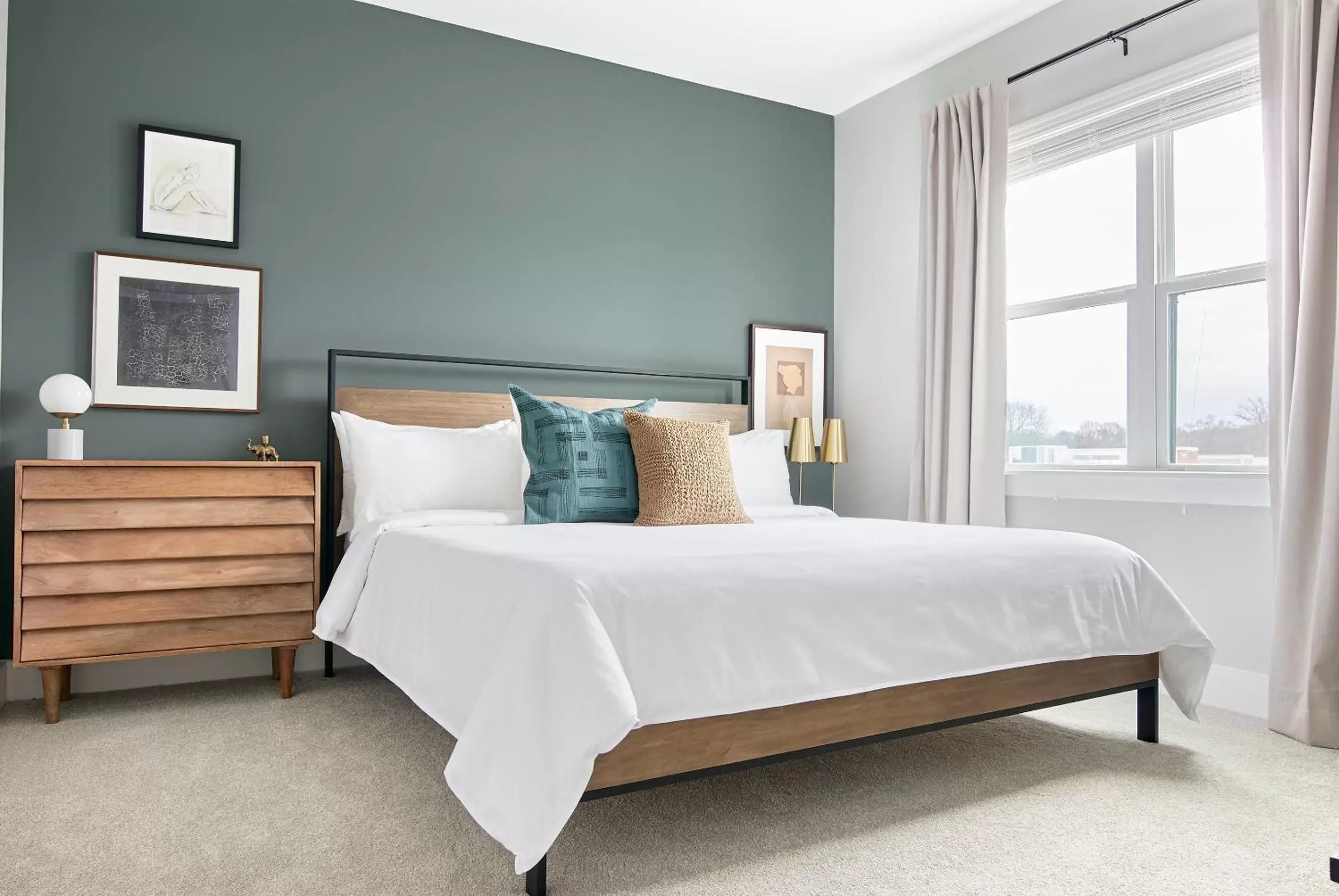 Living room, Bed in Sonder Belcourt