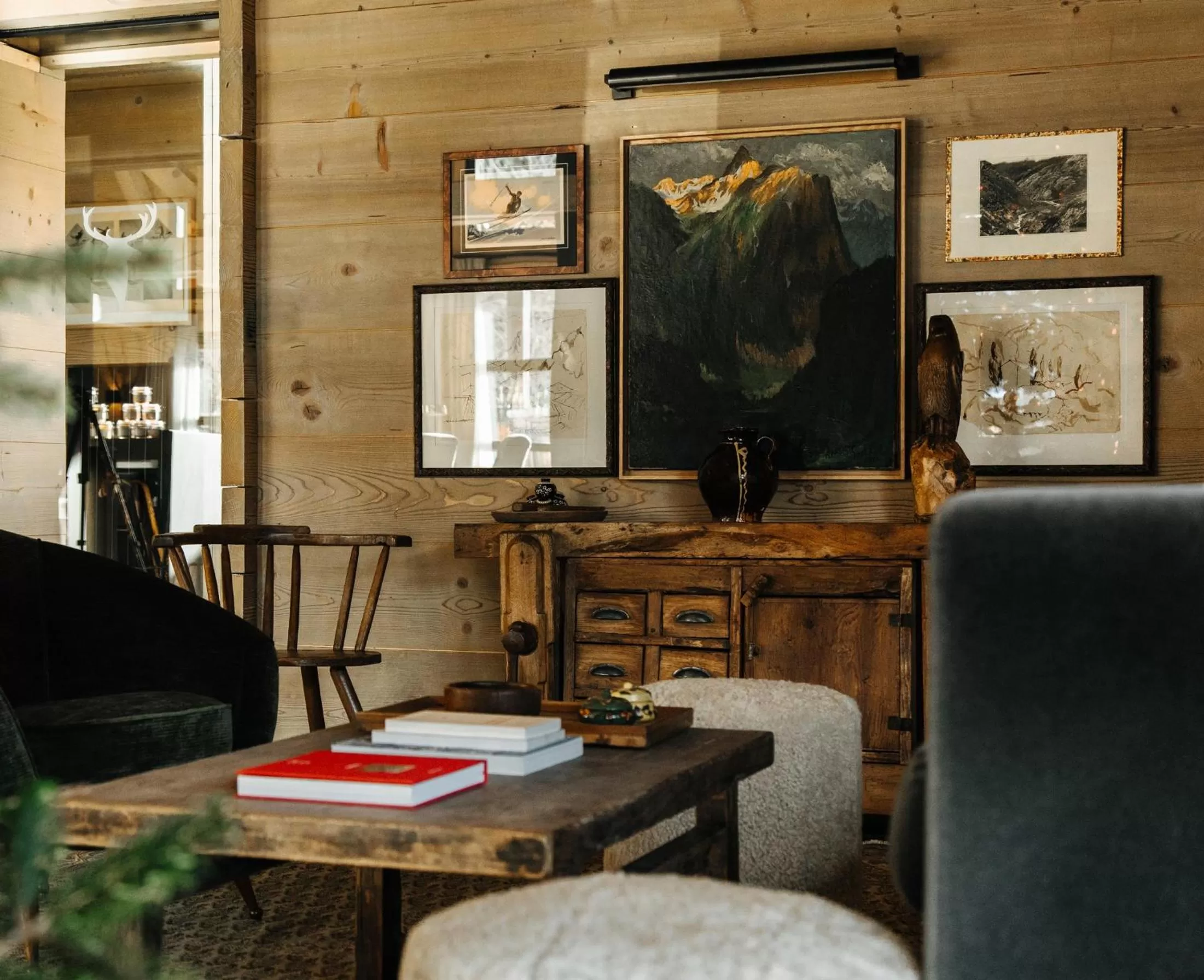 Living room in L'Alpaga, a Beaumier hotel