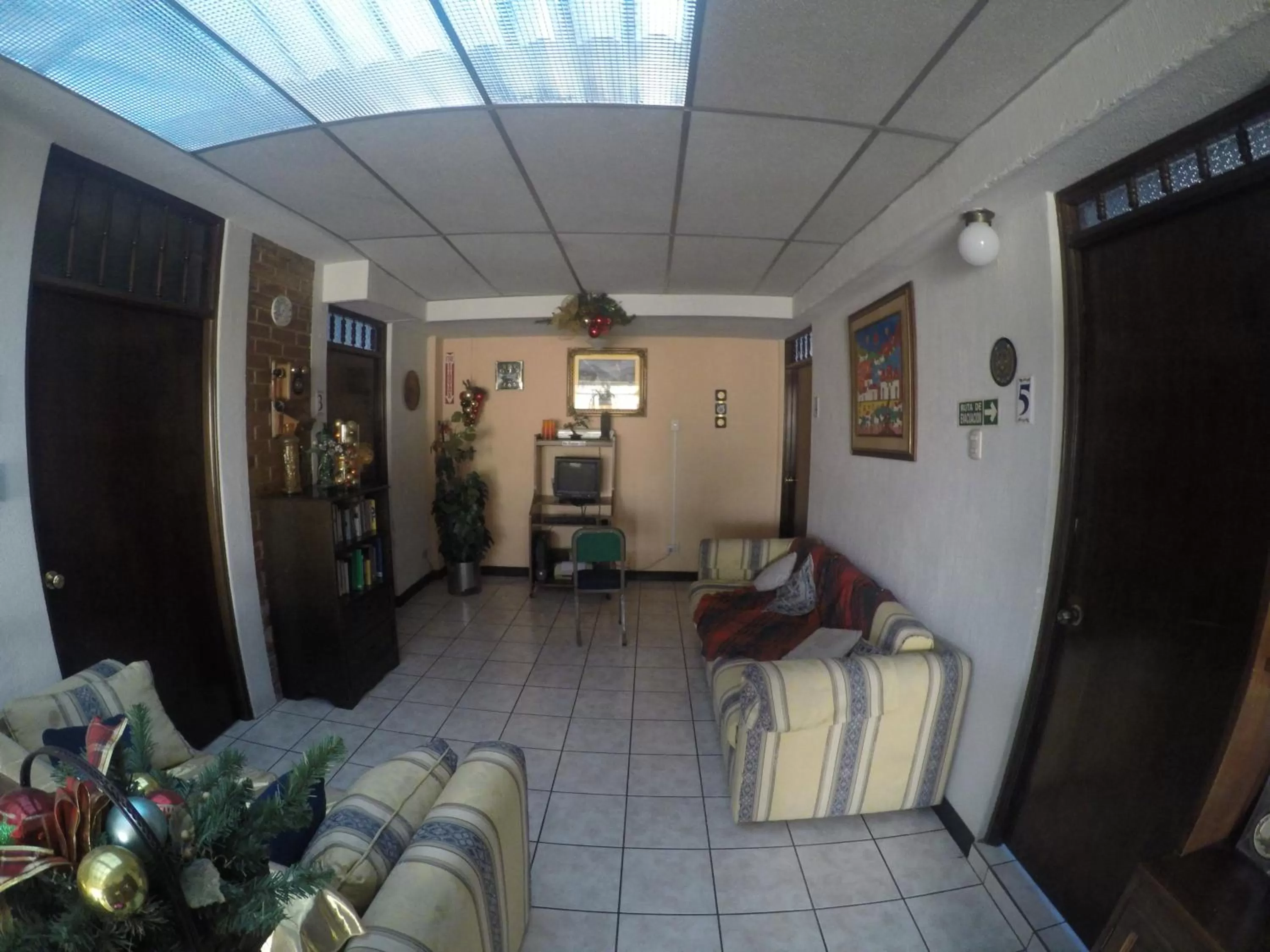 Living room in Mariana's Petit Hotel