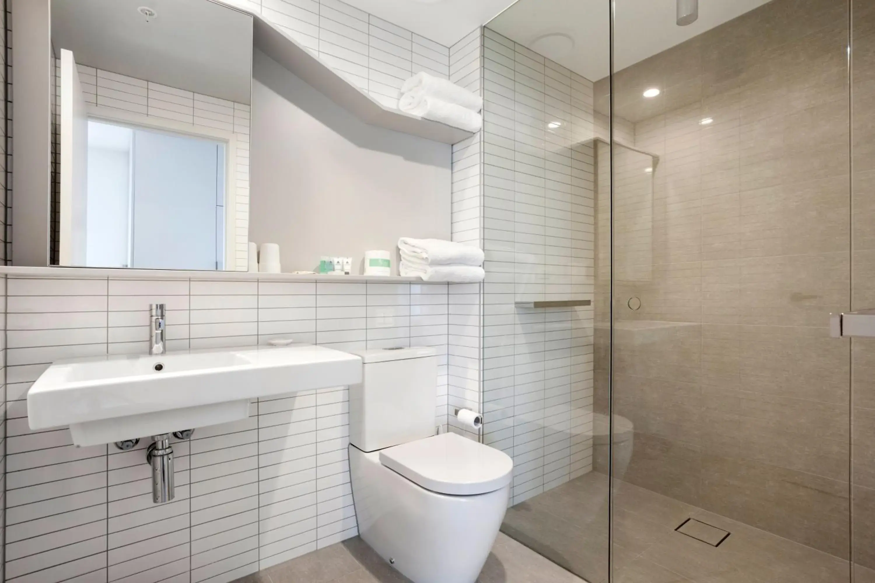 Bathroom in Platinum City Serviced Apartments