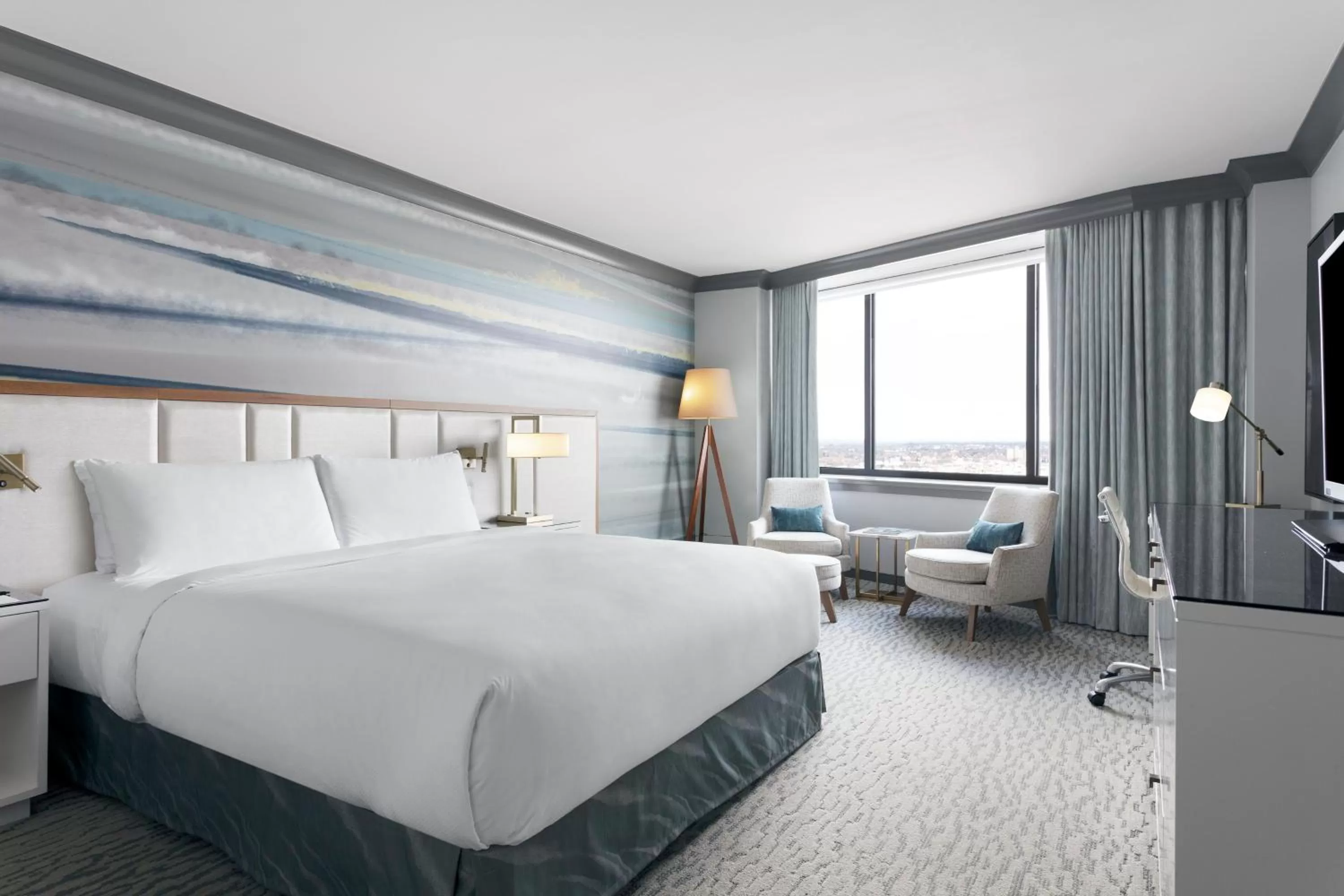 Photo of the whole room, Bed in The Lofton Hotel Minneapolis, Tapestry Collection by Hilton