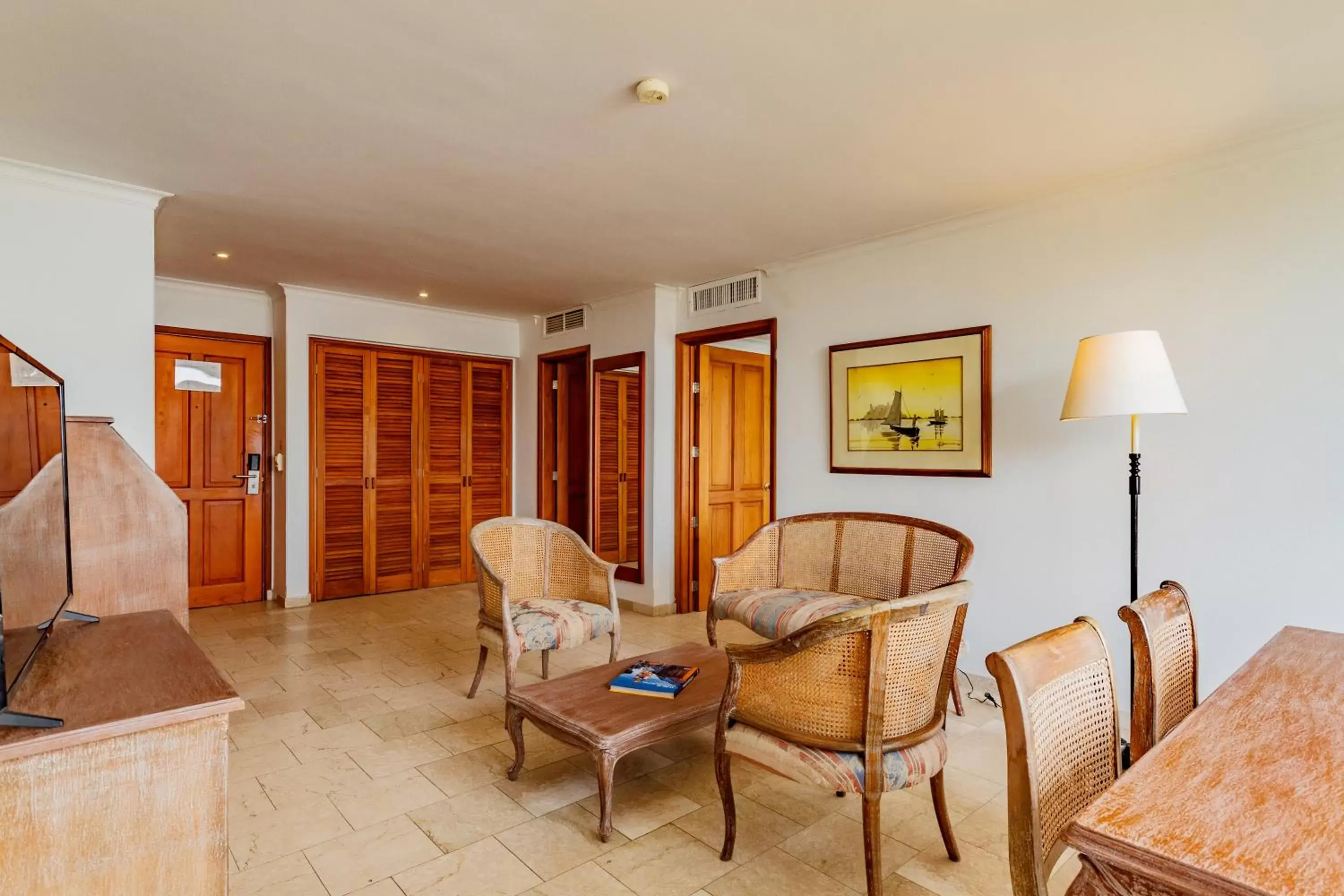 Living room, Seating Area in Hotel Caribe by Faranda Grand, a member of Radisson Individuals