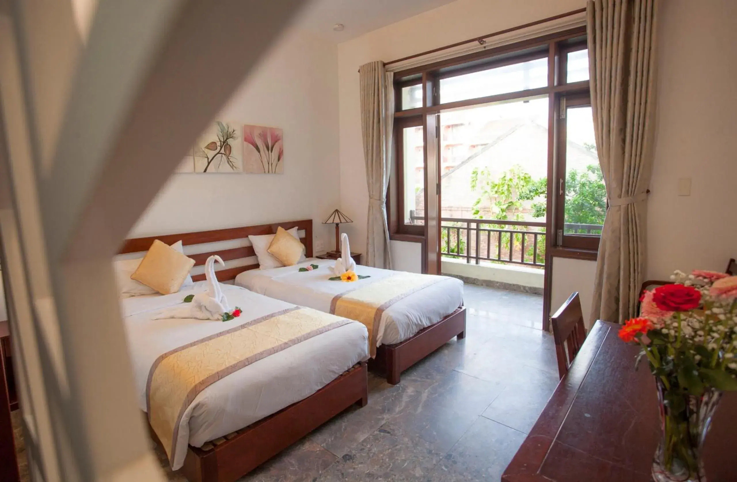 Bed in Hoi An Tnt Villa