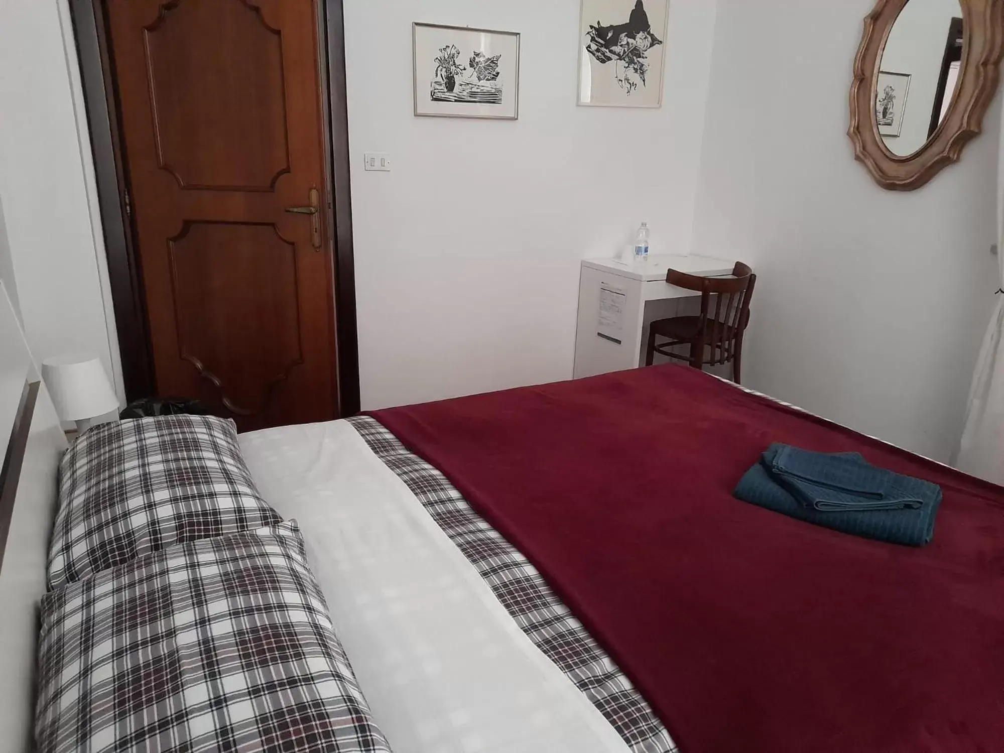 Single Room in La Casetta di Nives Single Room in La Casetta di Nives