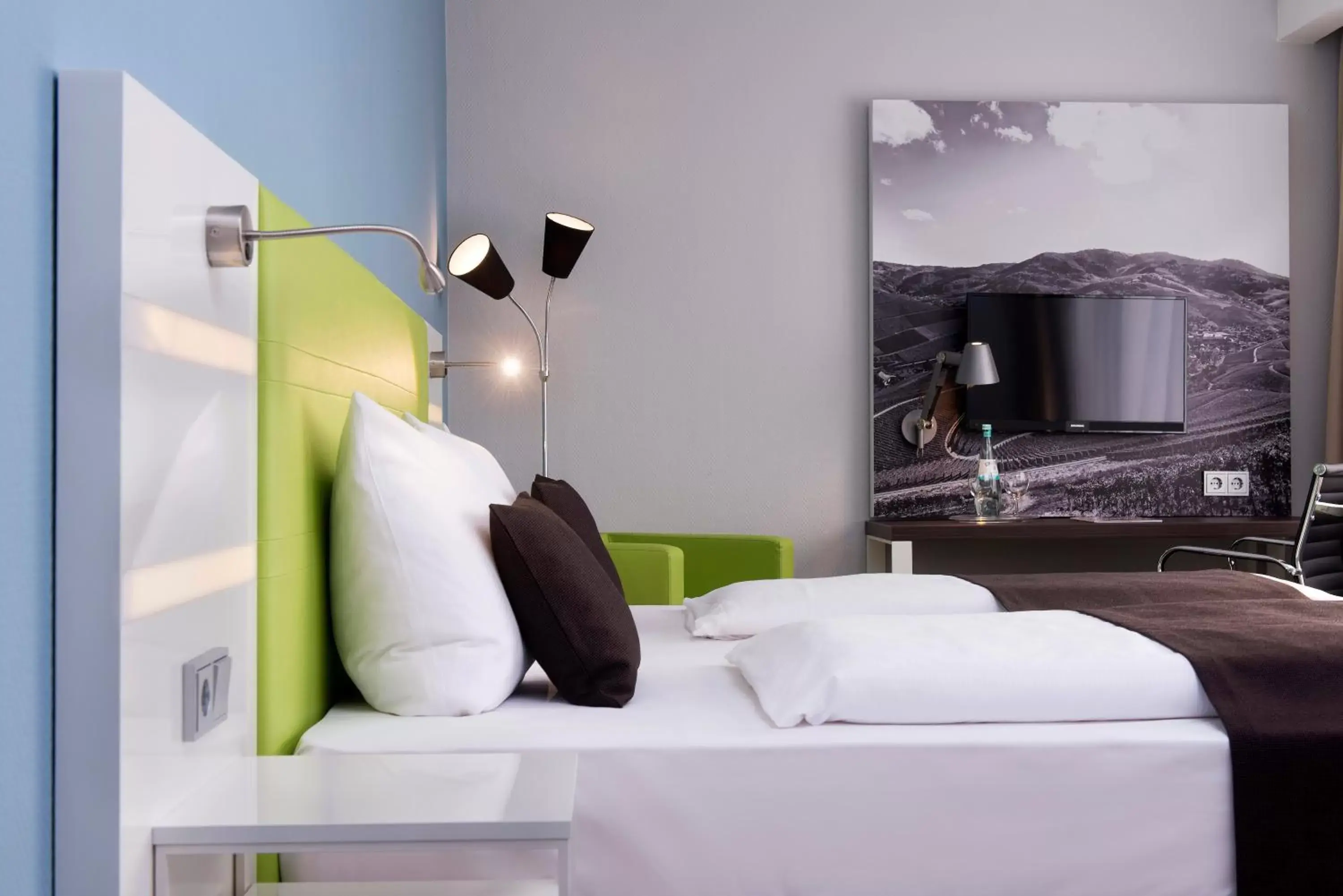 Photo of the whole room, Room Photo in ibis Styles Offenburg City