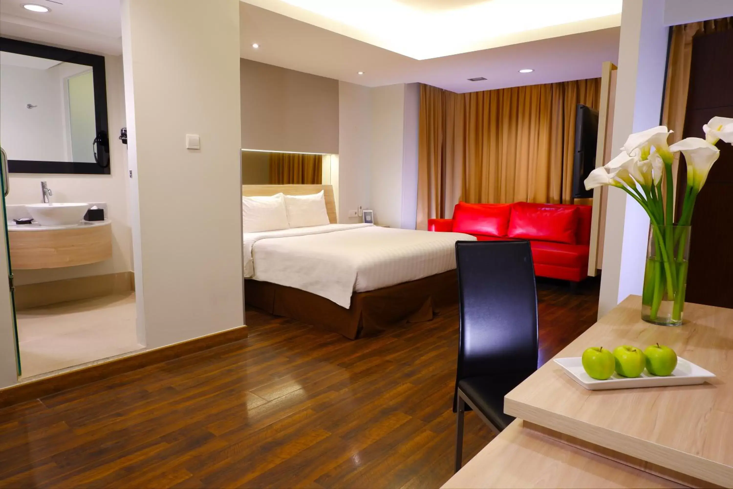 Bed in ASTON Pluit Hotel & Residence