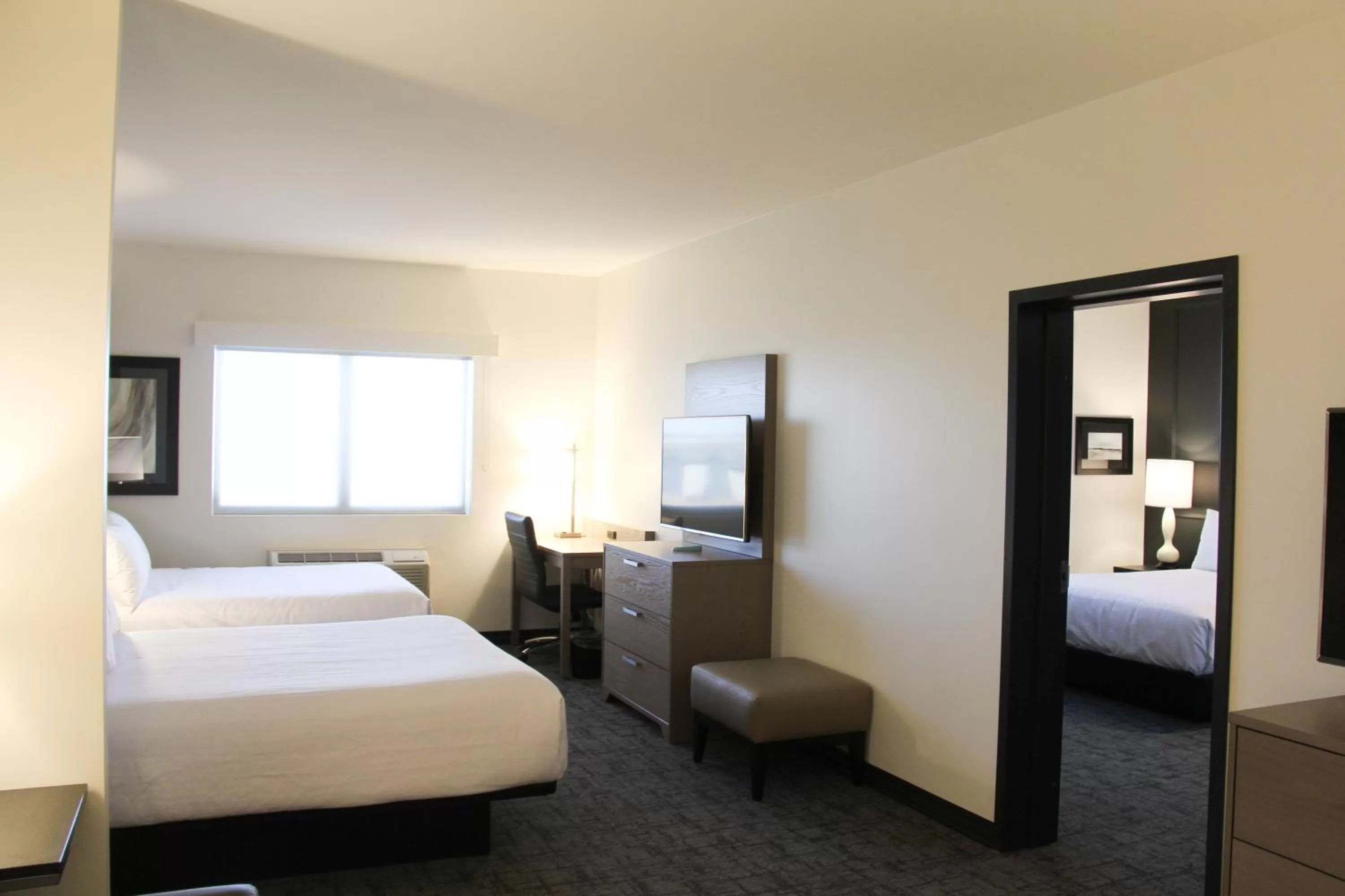 Photo of the whole room, Bed in Best Western Plus Winkler